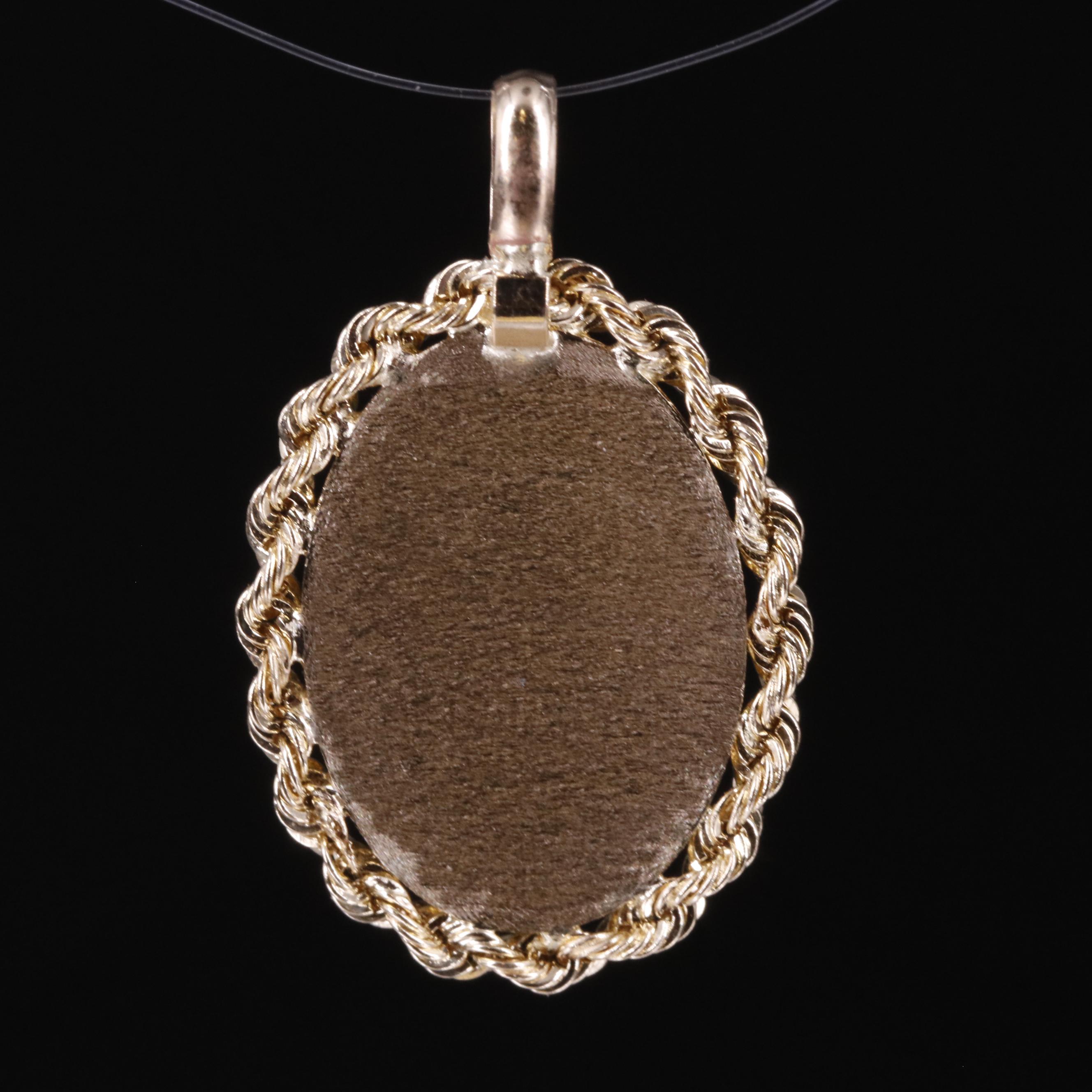 10K Virgin Mary Pendant