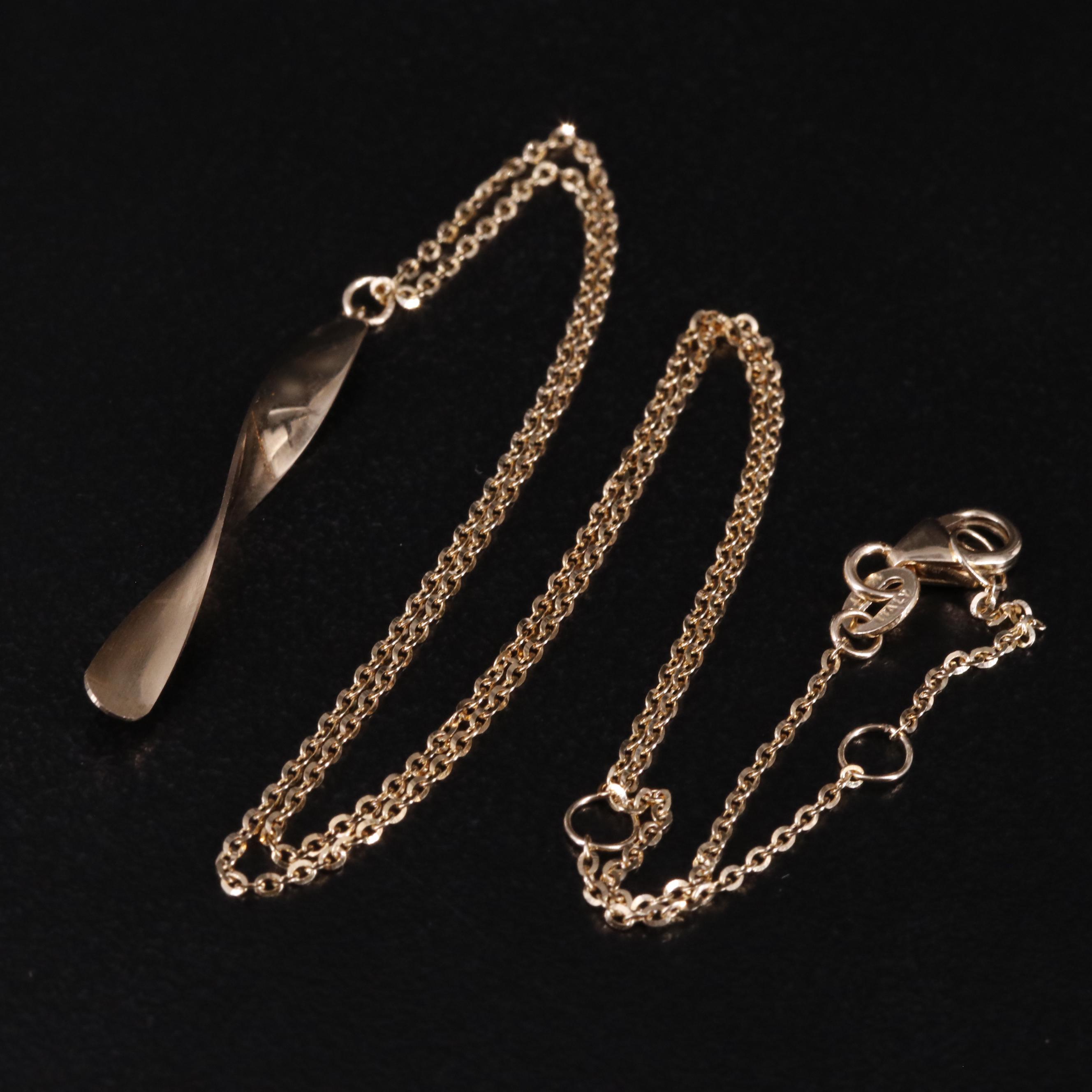 14K Cable Chain Twisted Bar Pendant Necklace