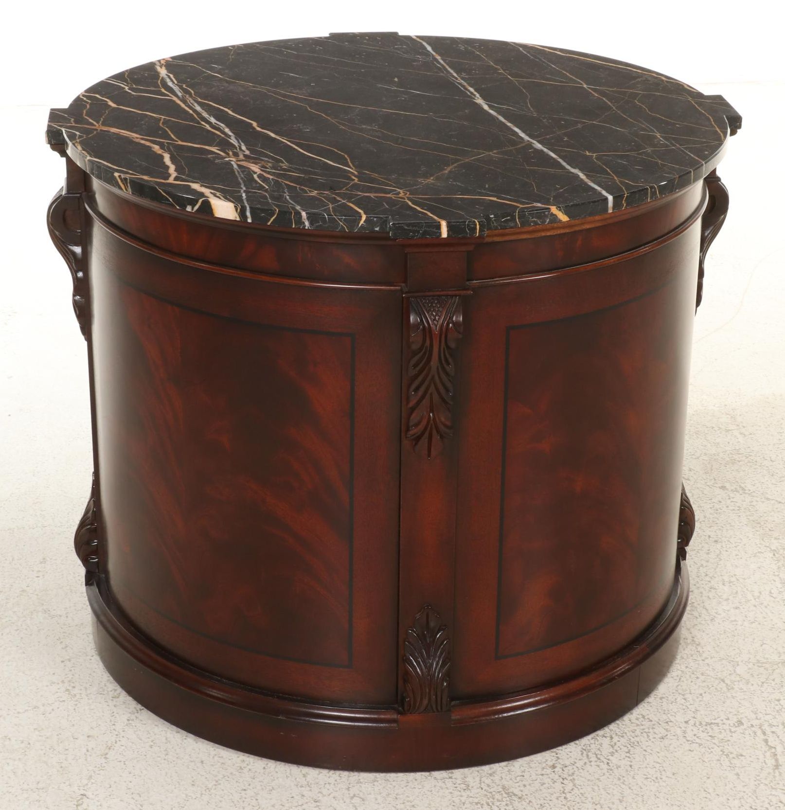 Henredon "Historic Natchez Collection" Mahogany and Portoro Marble Top End Table