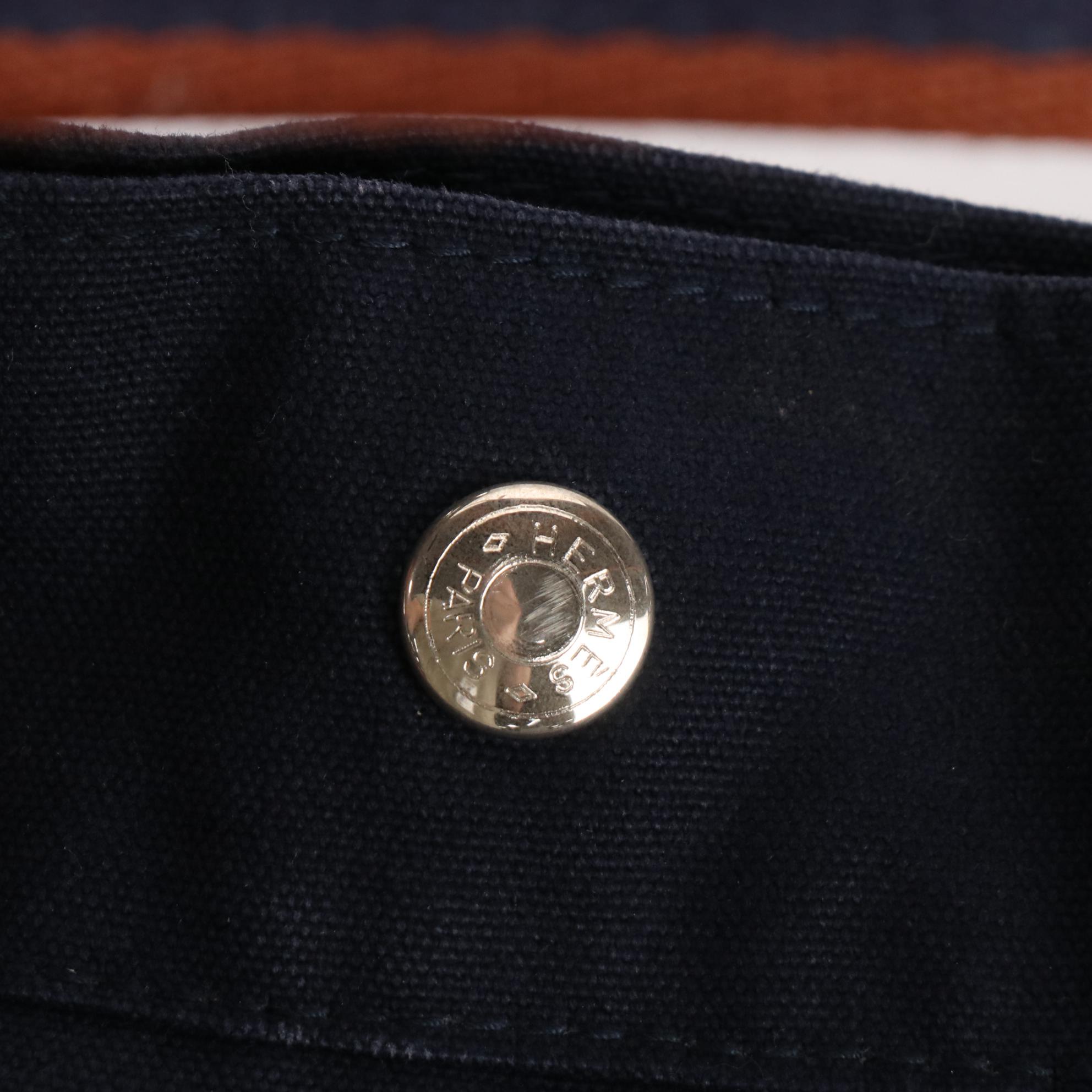 Hermès Fourre Tout MM Bag in Navy/Rust Canvas