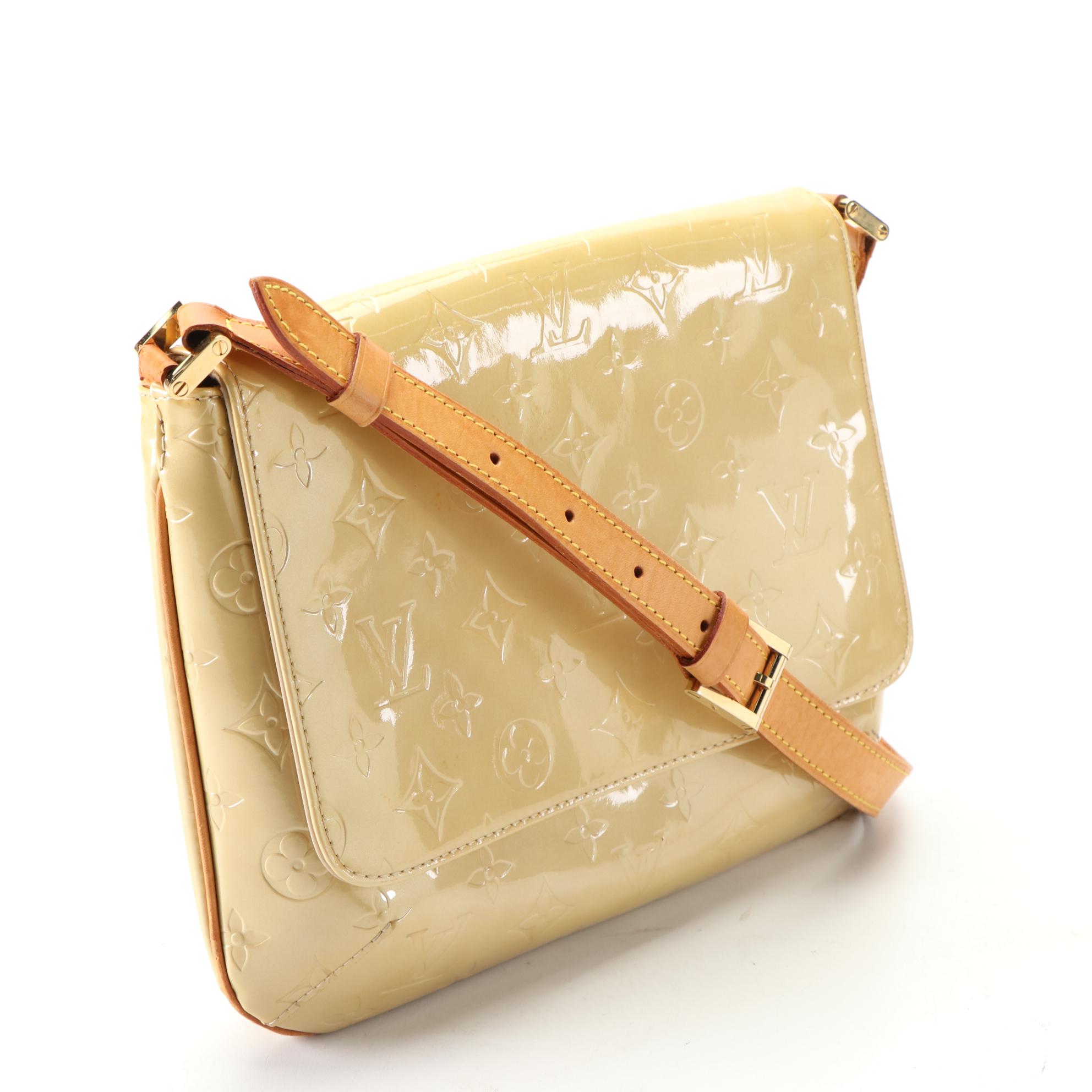 Louis Vuitton Thompson Street Bag in Monogram Vernis