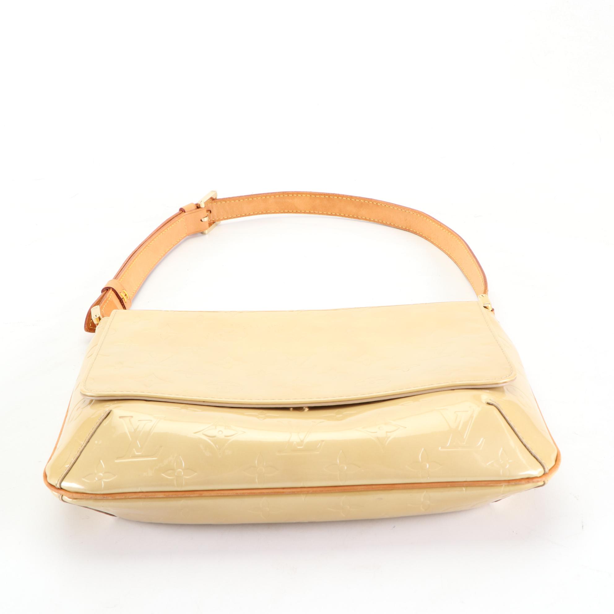 Louis Vuitton Thompson Street Bag in Monogram Vernis