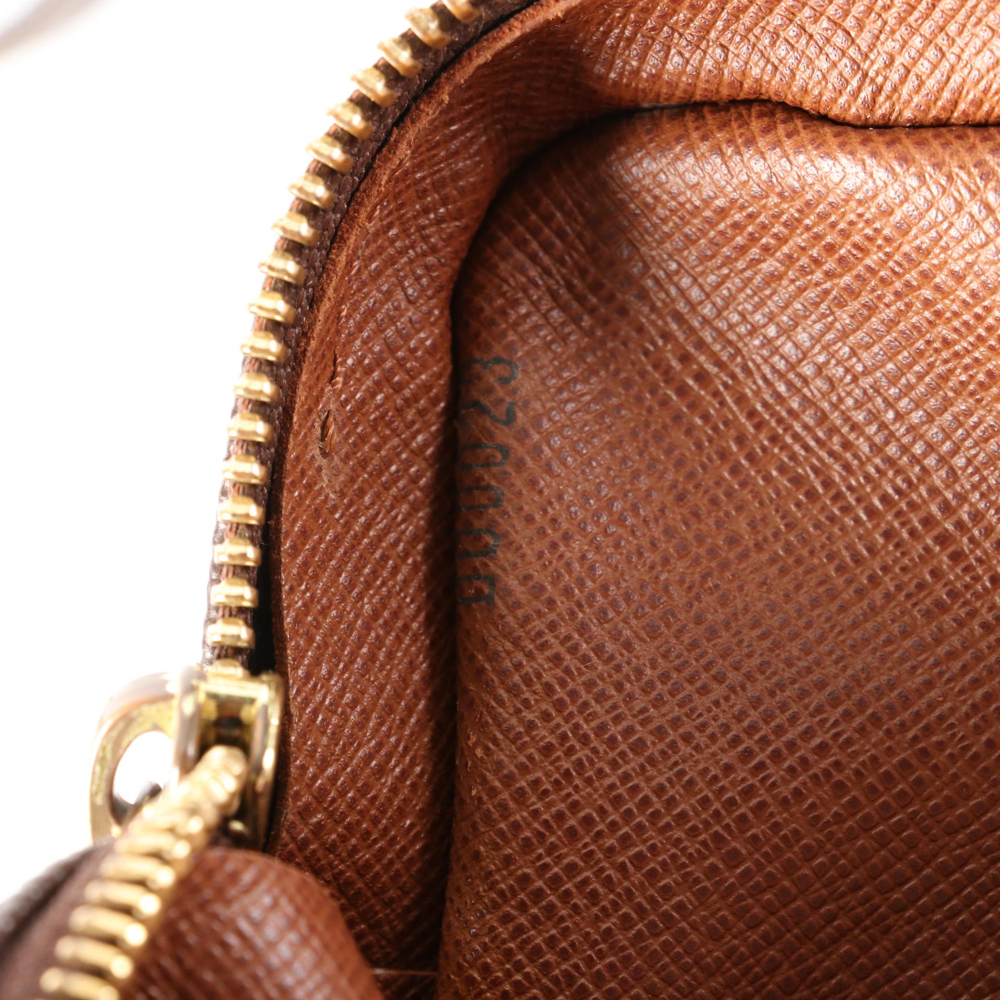 Louis Vuitton Pochette Marly Bandoulière Bag in Monogram Canvas