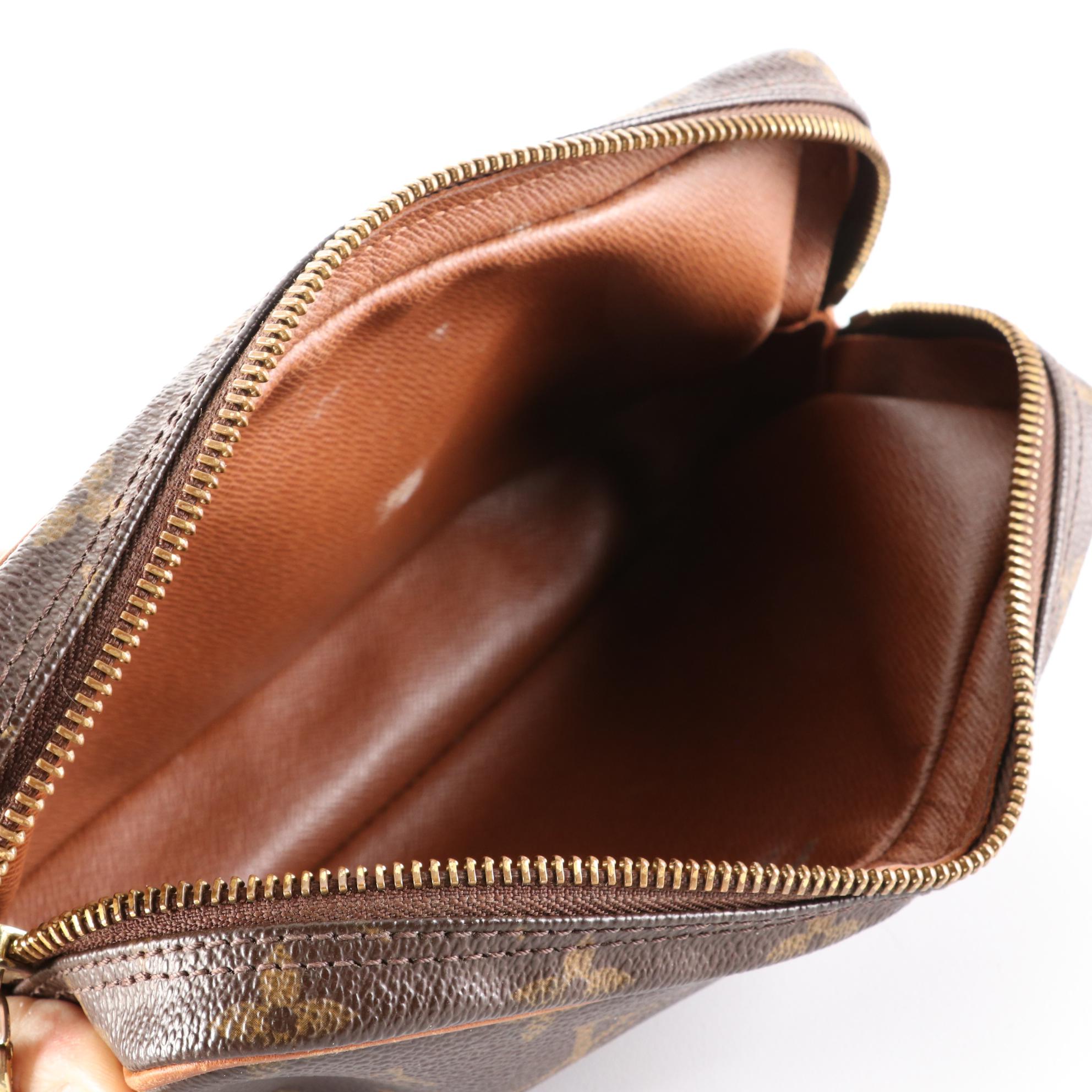 Louis Vuitton Pochette Marly Bandoulière Bag in Monogram Canvas