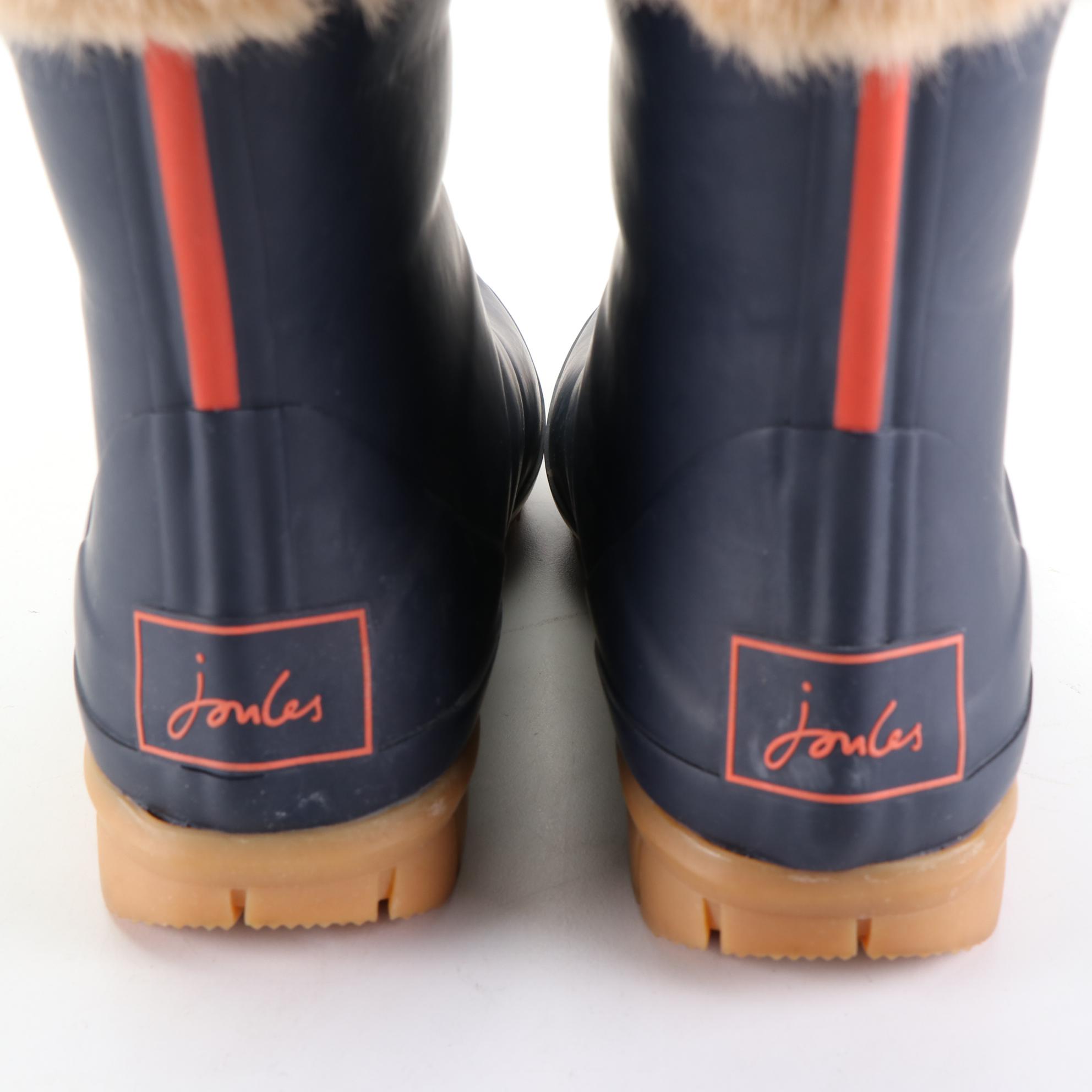 Bearpaw Boetis II Curly Lamb Boots and Joules Faux Fur Trim Chiton Boots