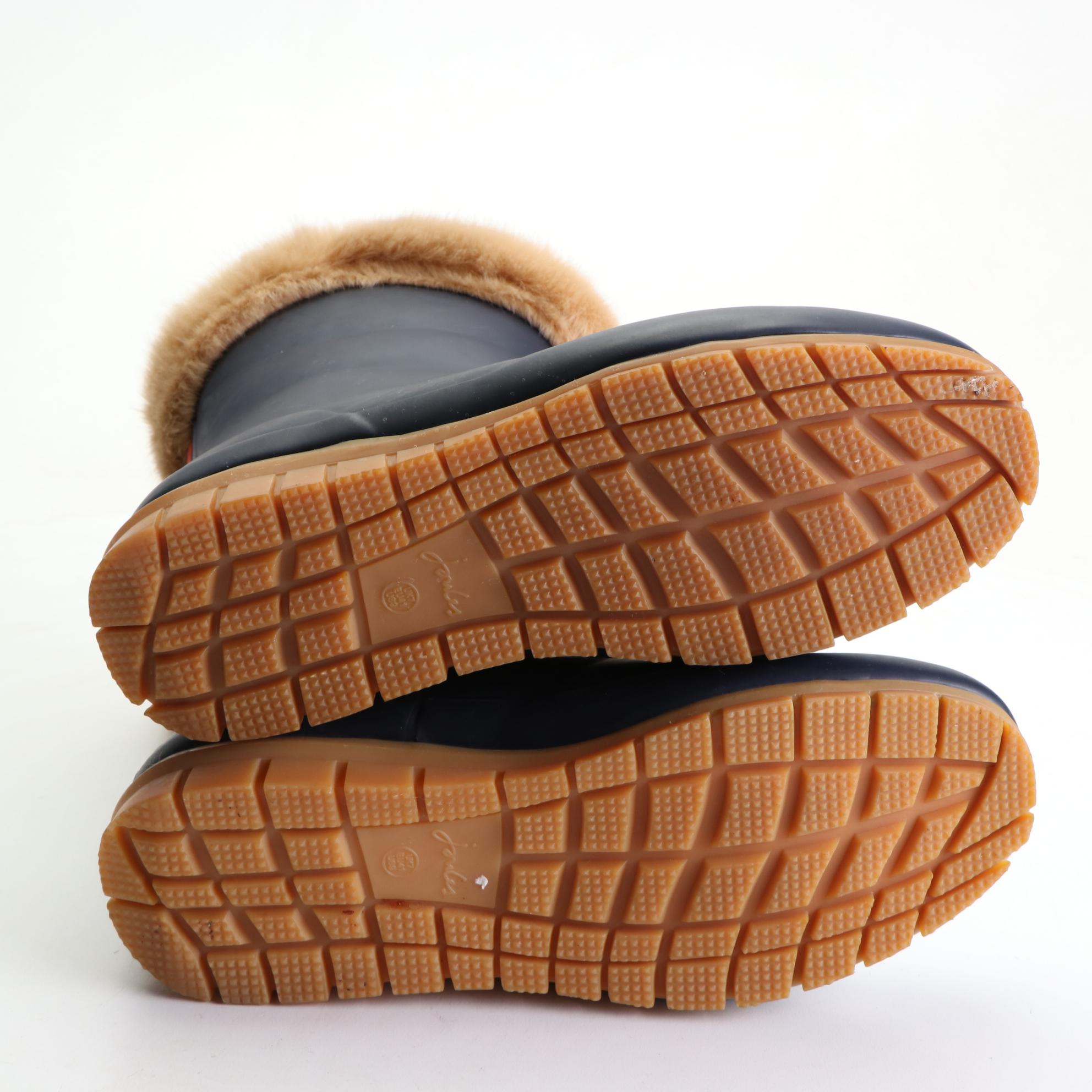 Bearpaw Boetis II Curly Lamb Boots and Joules Faux Fur Trim Chiton Boots