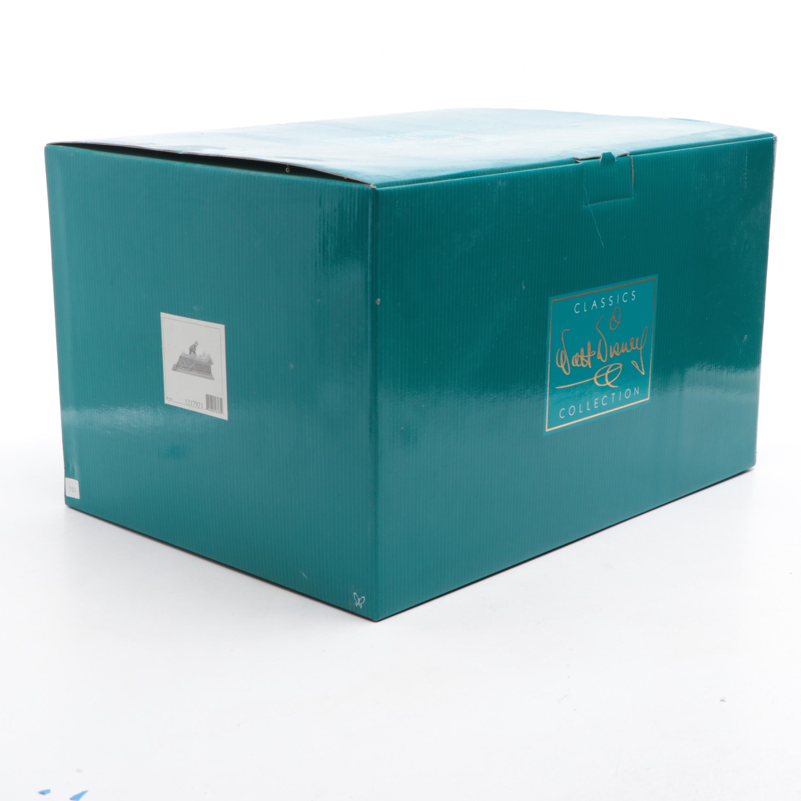 Walt Disney Classics Sleeping Beauty "Love's First Kiss" Limited Edition Figure