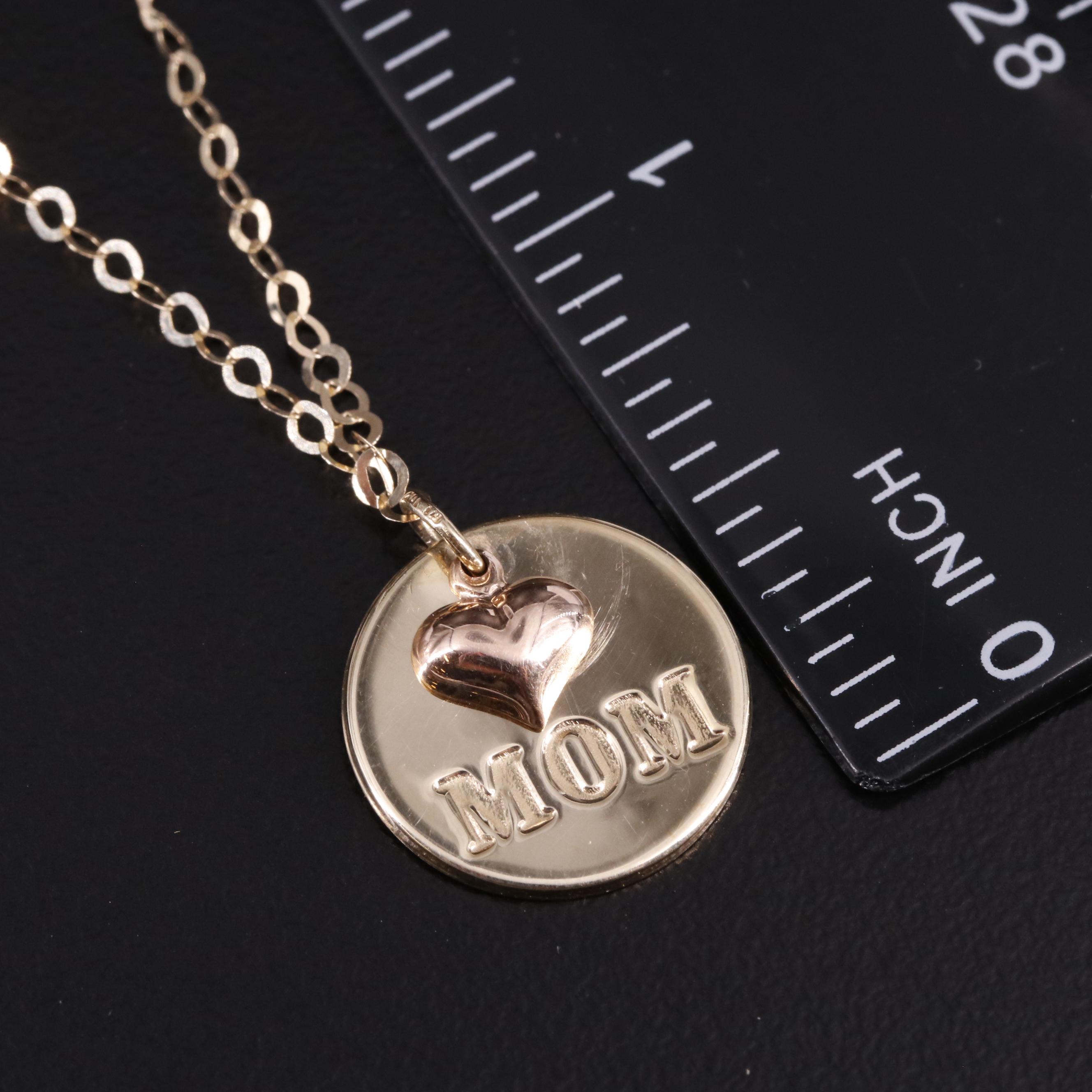 10K 'Mom' Tag and Heart Charm on Cable Chain Necklace