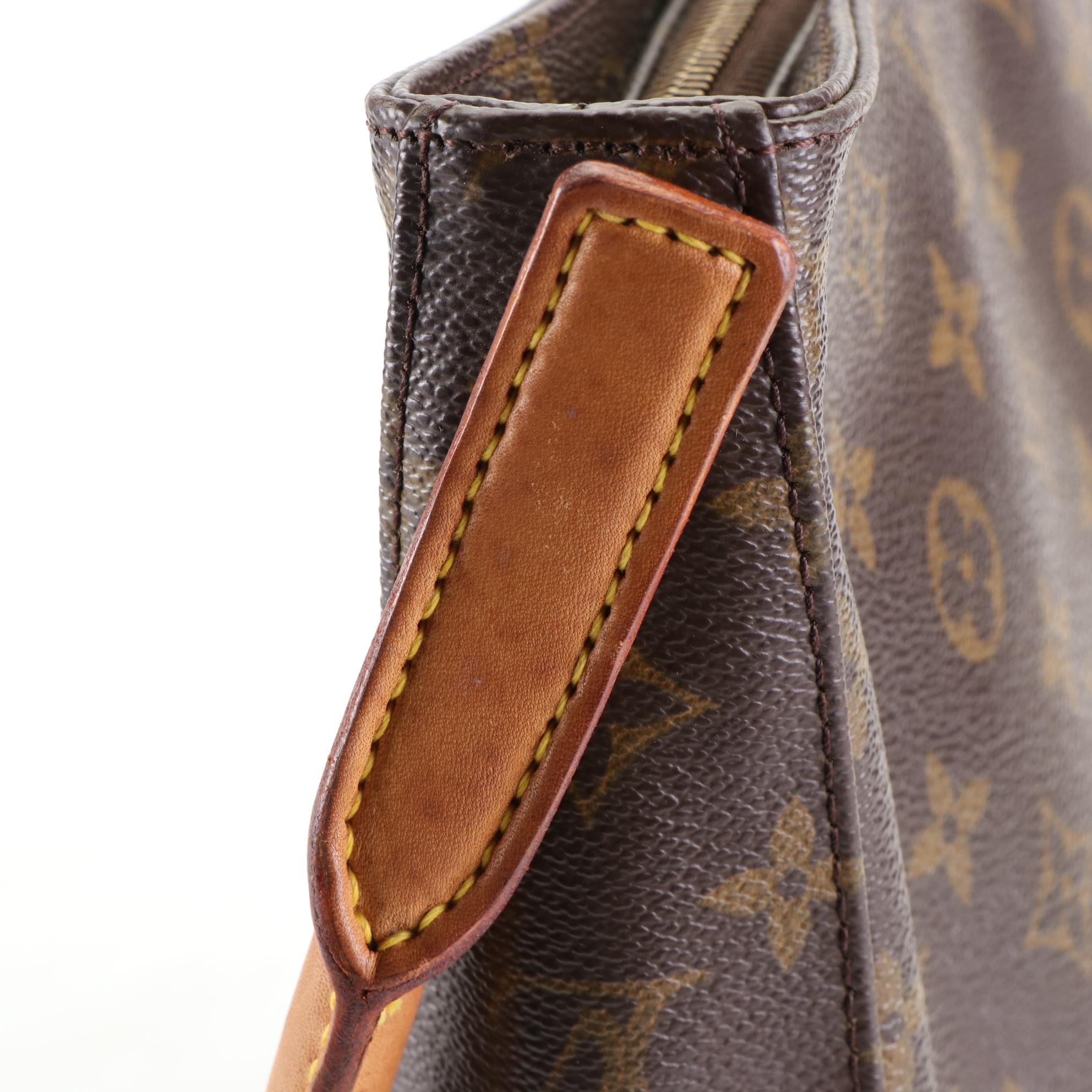 Louis Vuitton Looping MM Bag in Monogram Canvas and Vachetta Leather