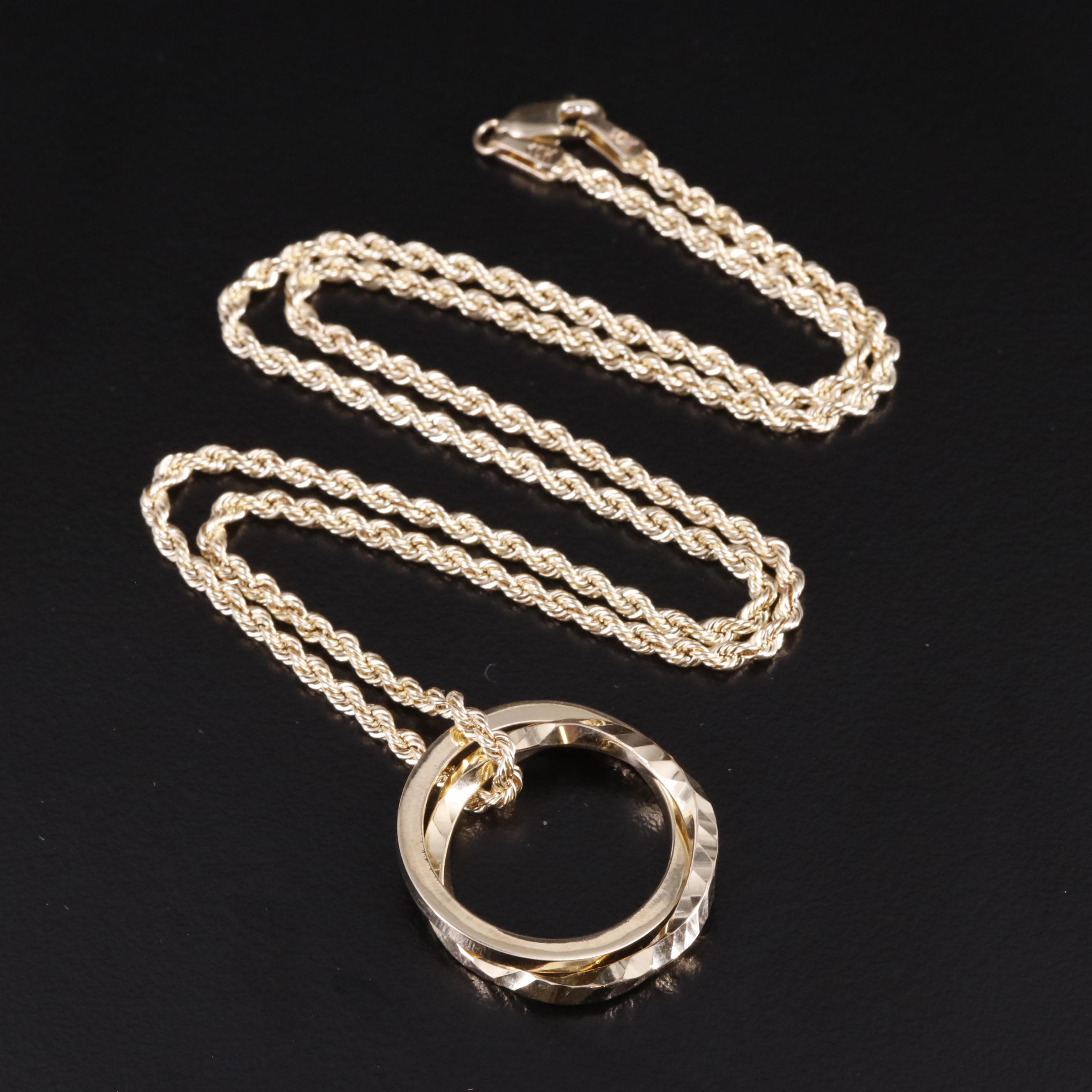 10K Interlocking Circles Pendant Necklace