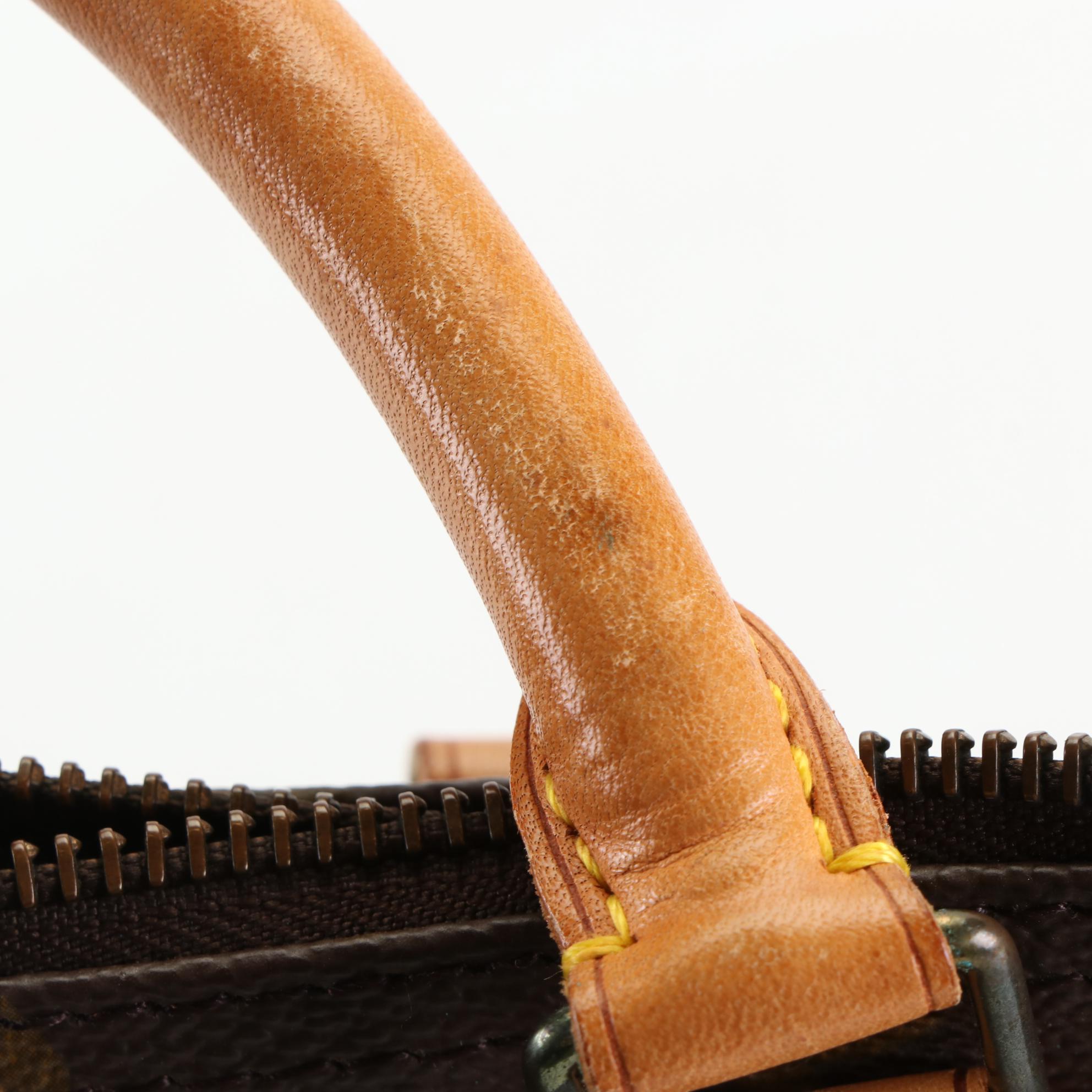 Louis Vuitton Speedy 40 in Monogram Canvas and Vachetta Leather