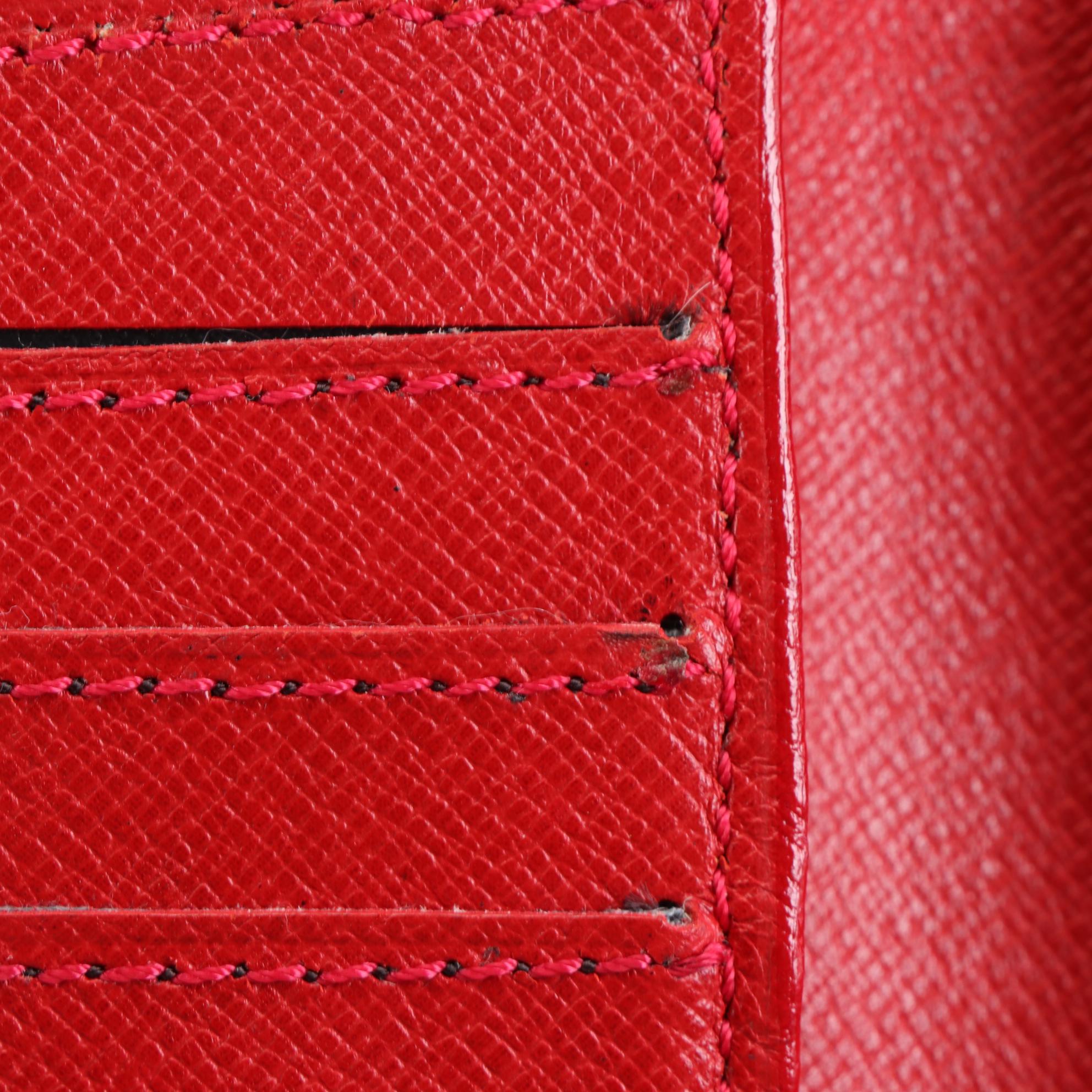 Louis Vuitton Porte-Billets Compact Wallet in Red Epi Leather