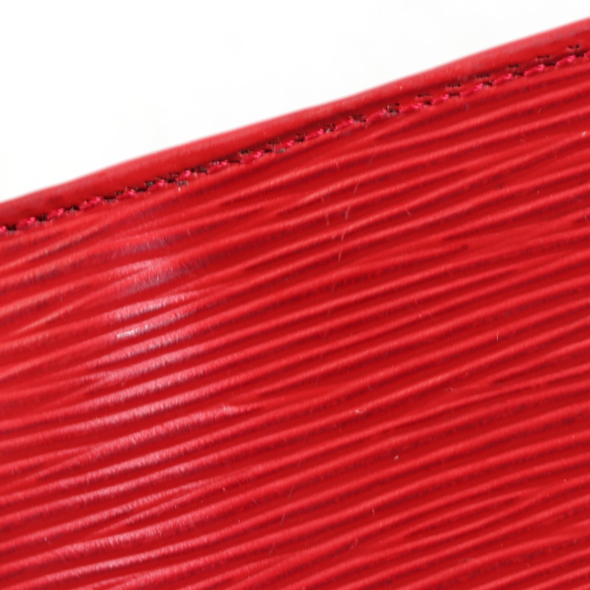 Louis Vuitton Porte-Billets Compact Wallet in Red Epi Leather