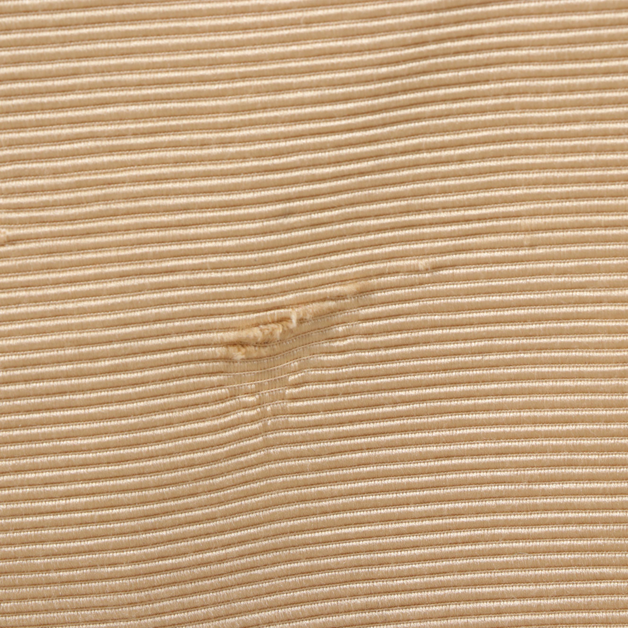 Henredon Custom-Upholstered Roll-Arm Curved Sofa with Pillows