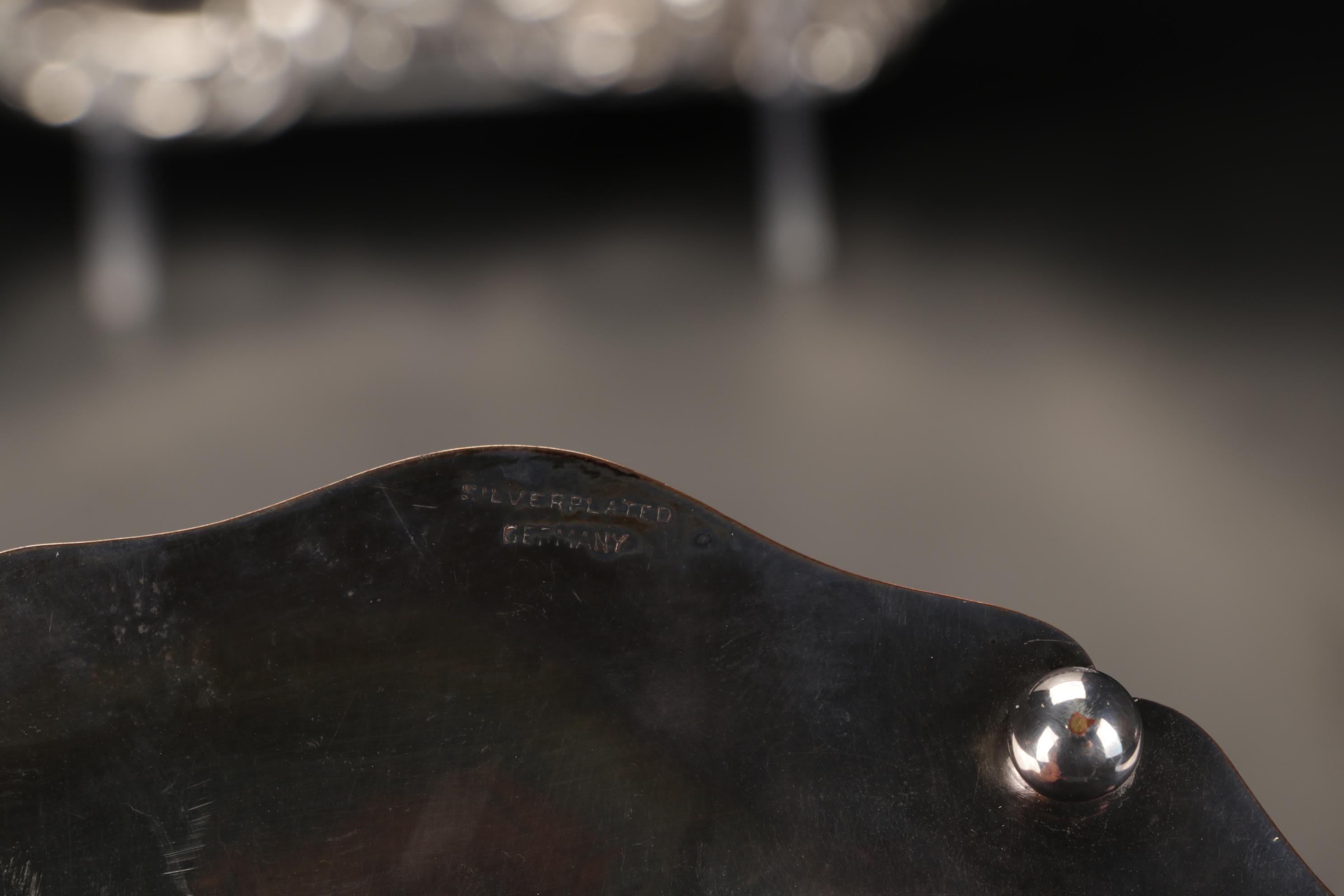 Oneida "Grosvenor" Silver Plate Flatware and Other Silver Plate Serving Pieces