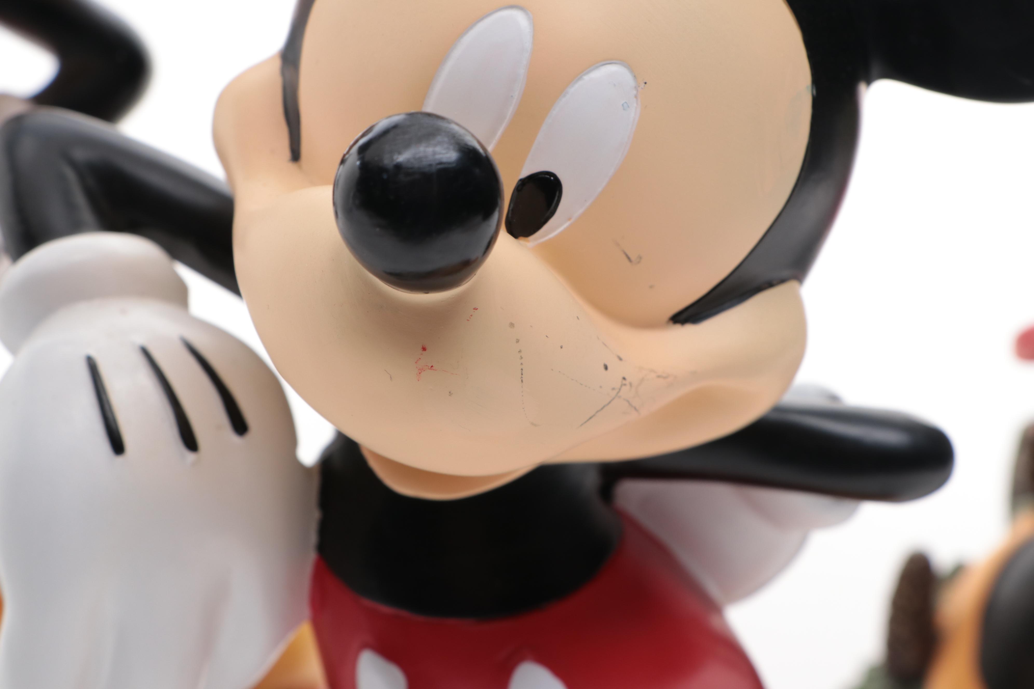 Disney Mickey Mouse and Minnie Mouse Outdoor Resin Statues and Light