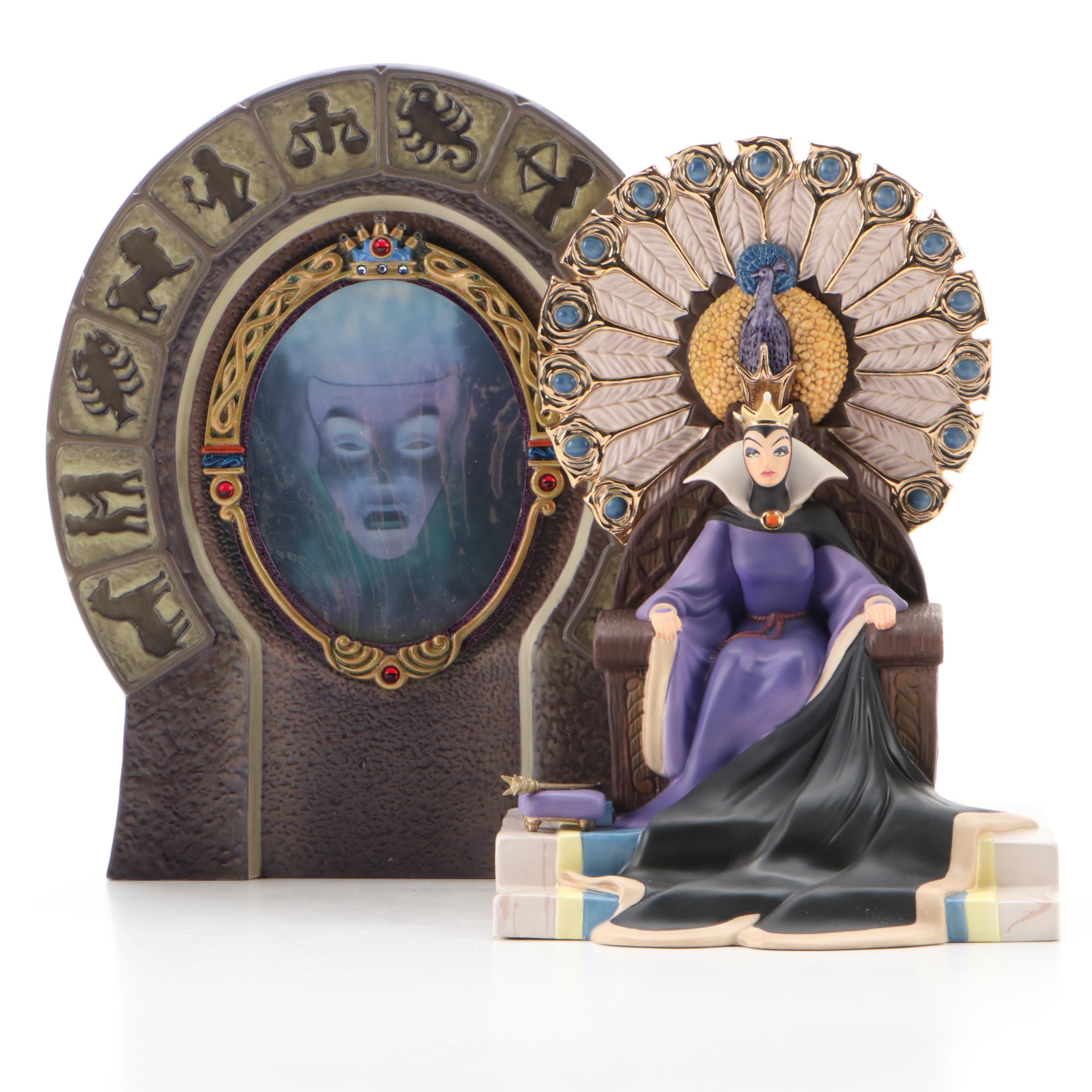 Walt Disney Classics Collection Villains Collection "Queen" and Magic Mirror