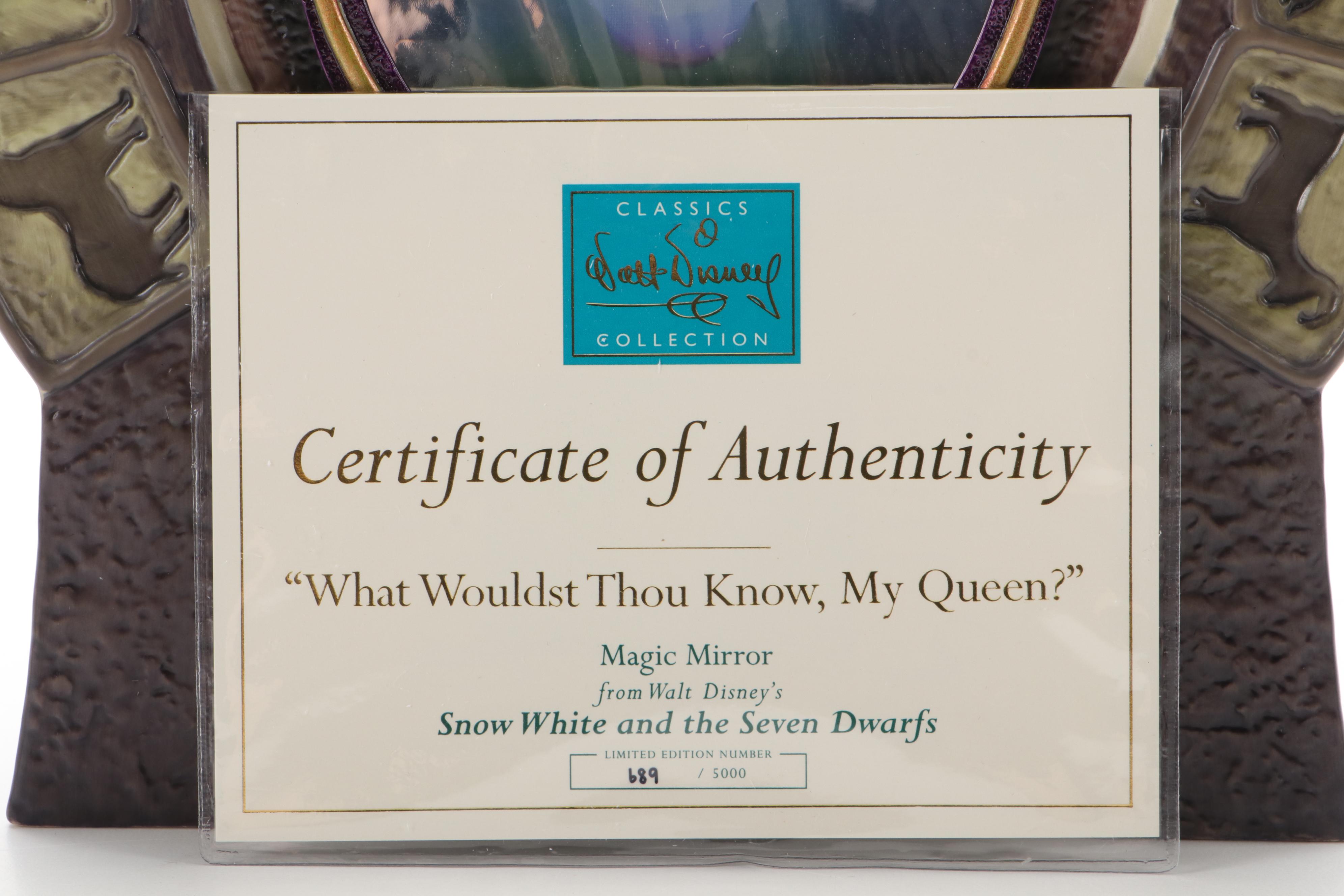 Walt Disney Classics Collection Villains Collection "Queen" and Magic Mirror