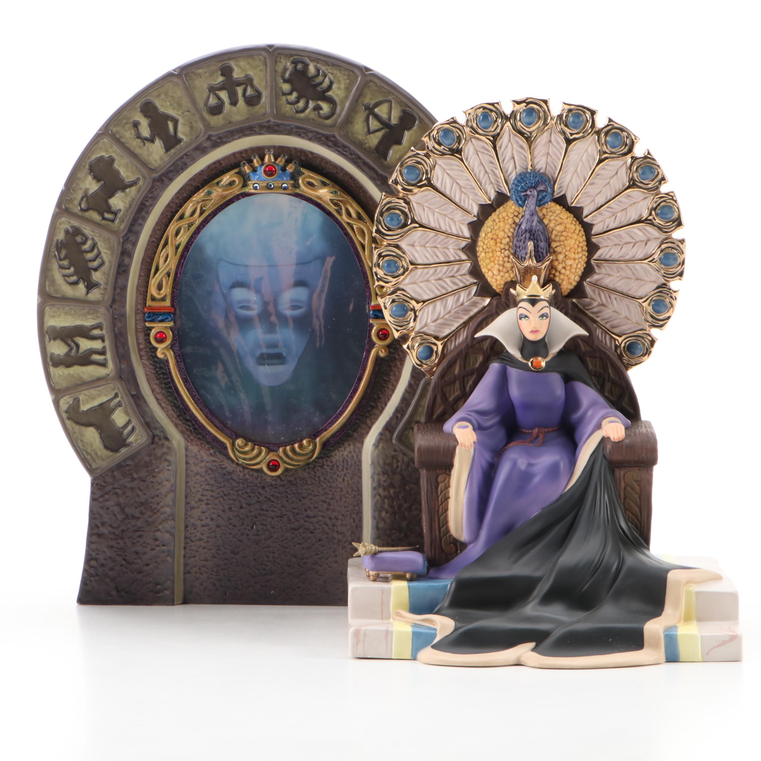 Walt Disney Classics Collection Villains Collection "Queen" and Magic Mirror