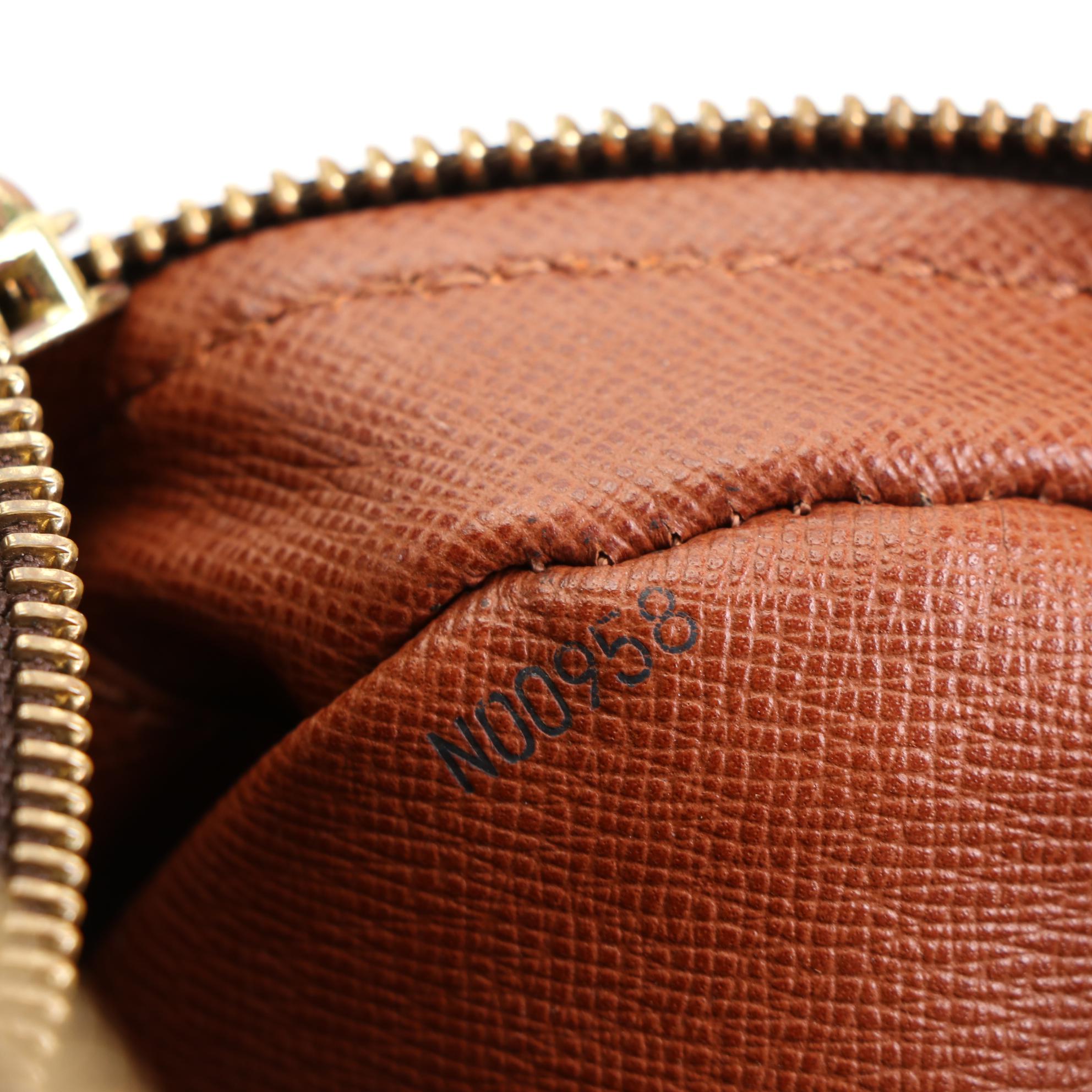 Louis Vuitton Blois Bag in Monogram Canvas and Vachetta Leather