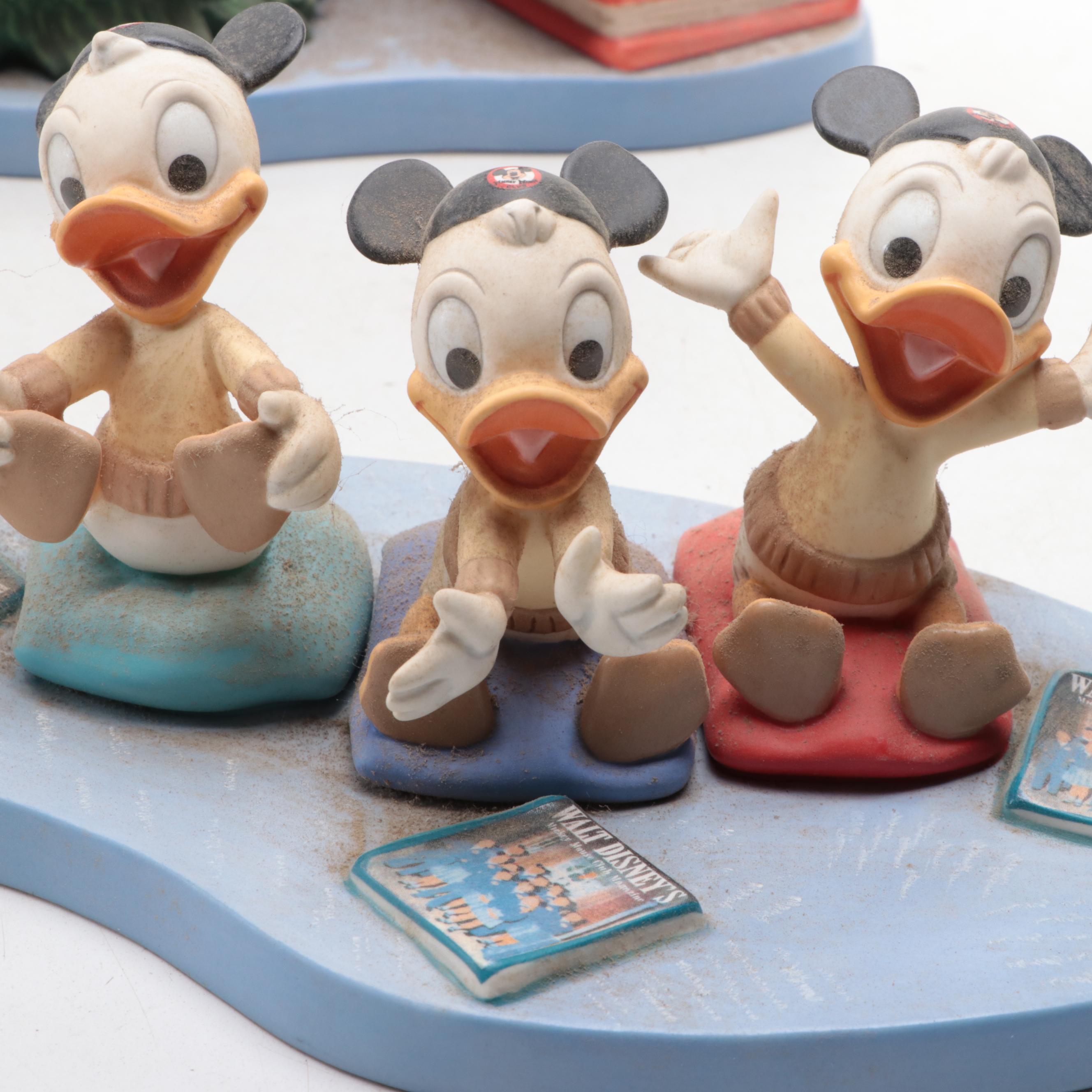 Walt Disney Classics Collection "Holiday Hat Trick" Figural Group