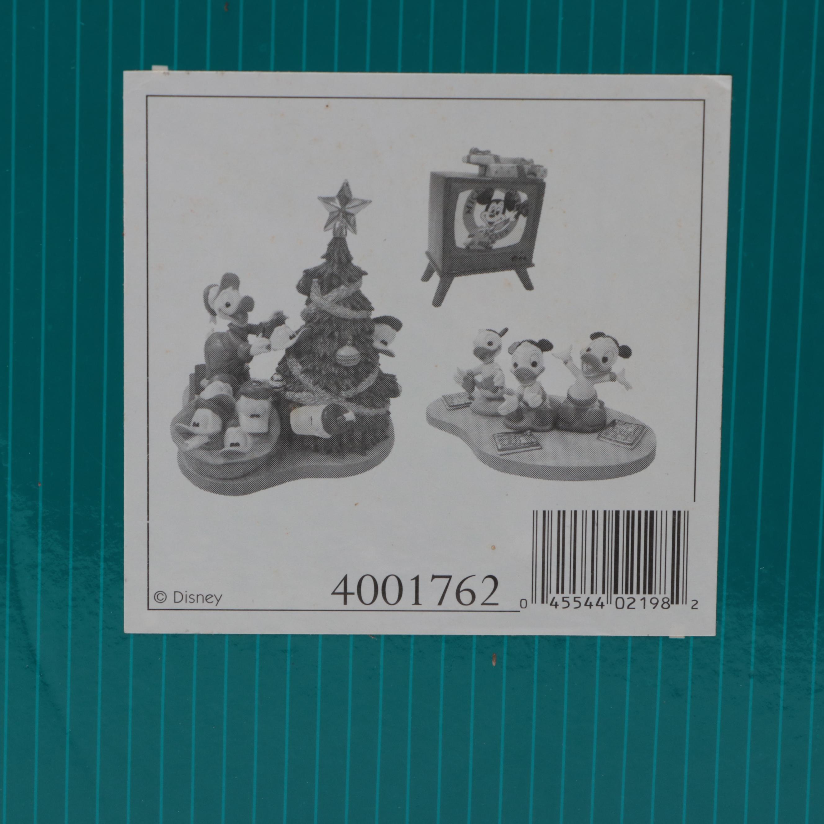 Walt Disney Classics Collection "Holiday Hat Trick" Figural Group