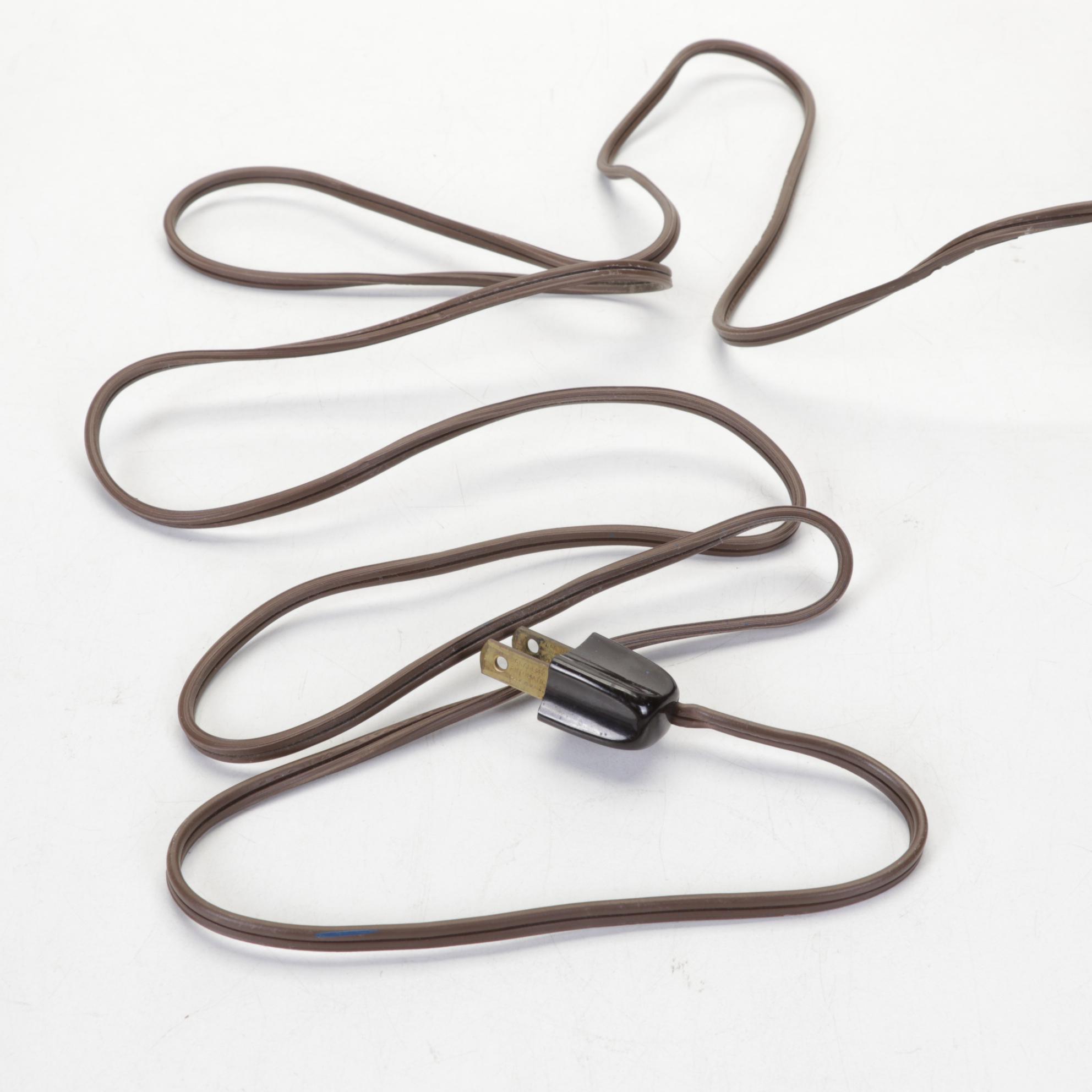 Japanese Porcelain Table Lamp with Figurines and Framed Hinterglass Flowers