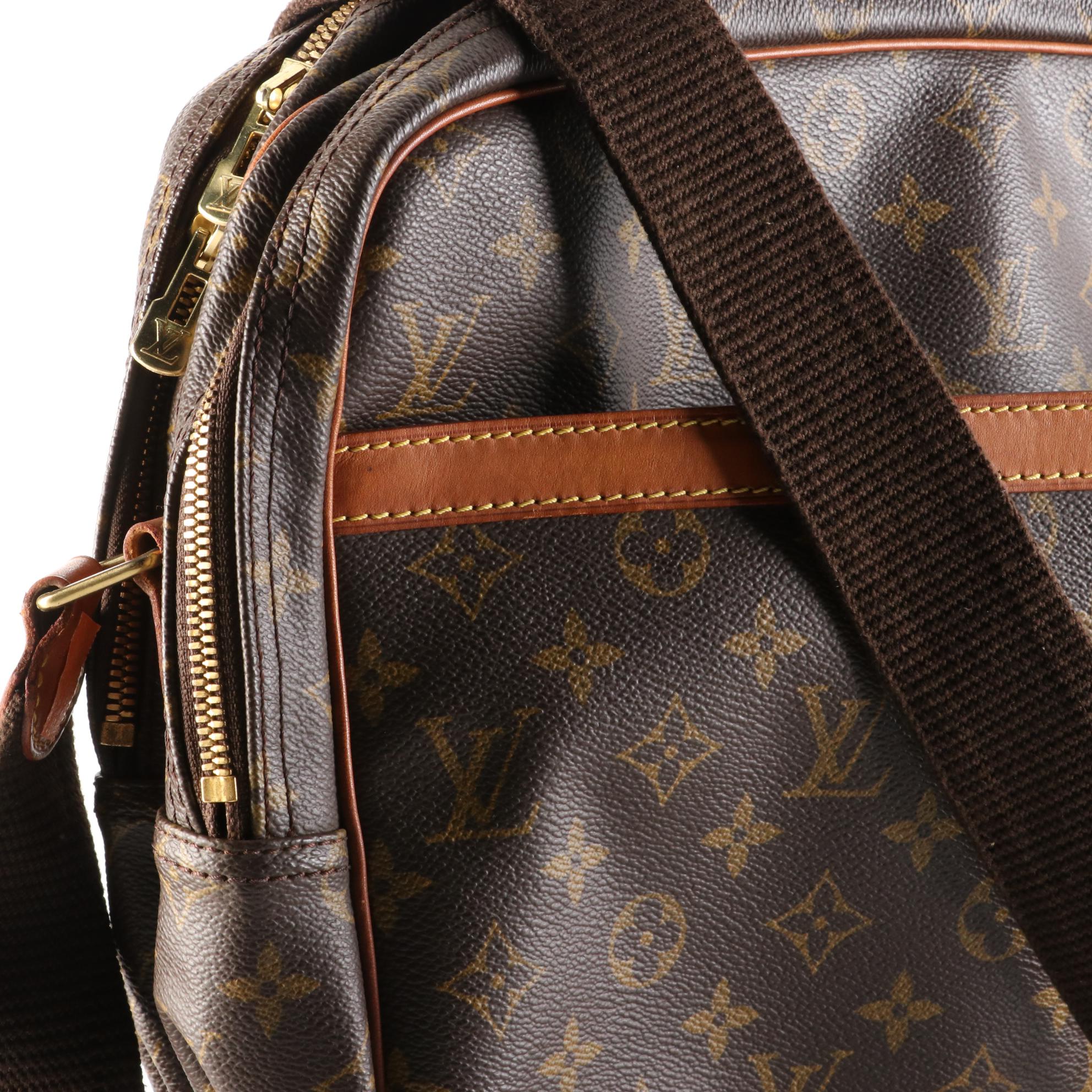 Louis Vuitton Reporter GM Messenger Bag in Monogram Canvas and Leather