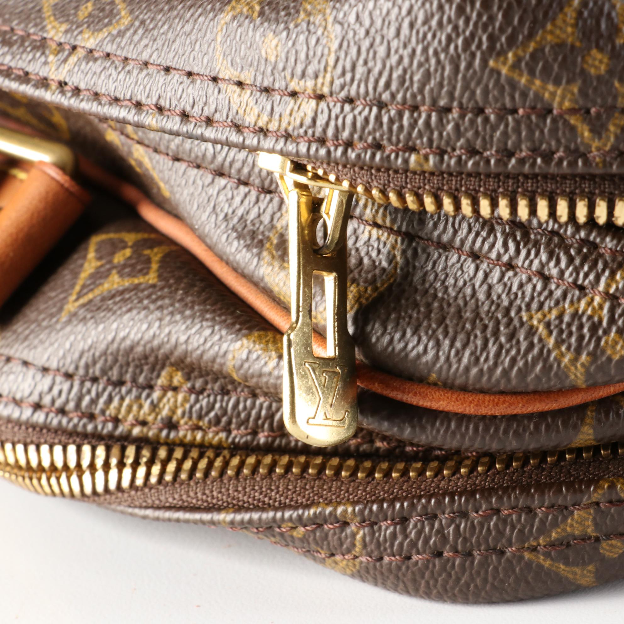 Louis Vuitton Reporter GM Messenger Bag in Monogram Canvas and Leather