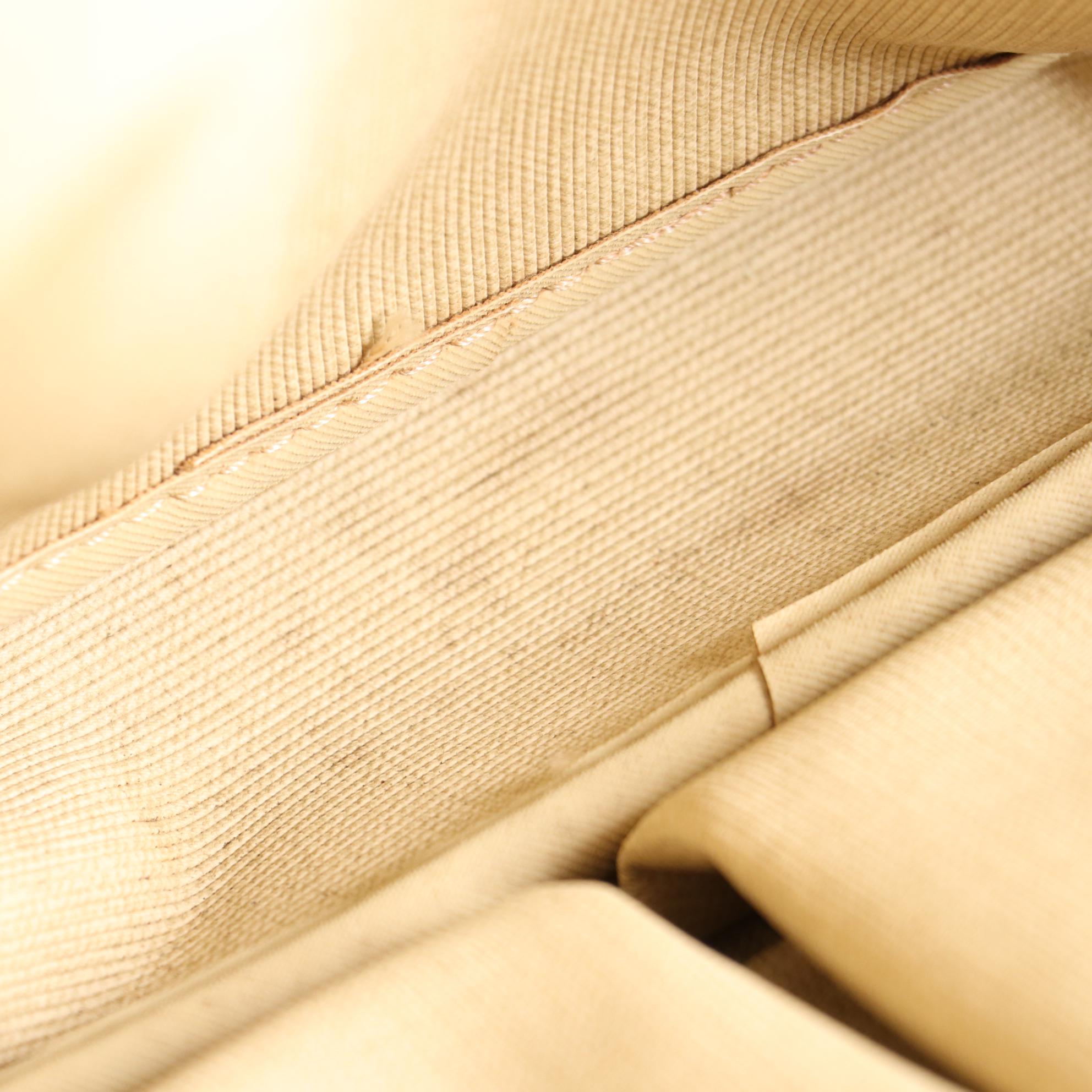 Louis Vuitton Reporter GM Messenger Bag in Monogram Canvas and Leather