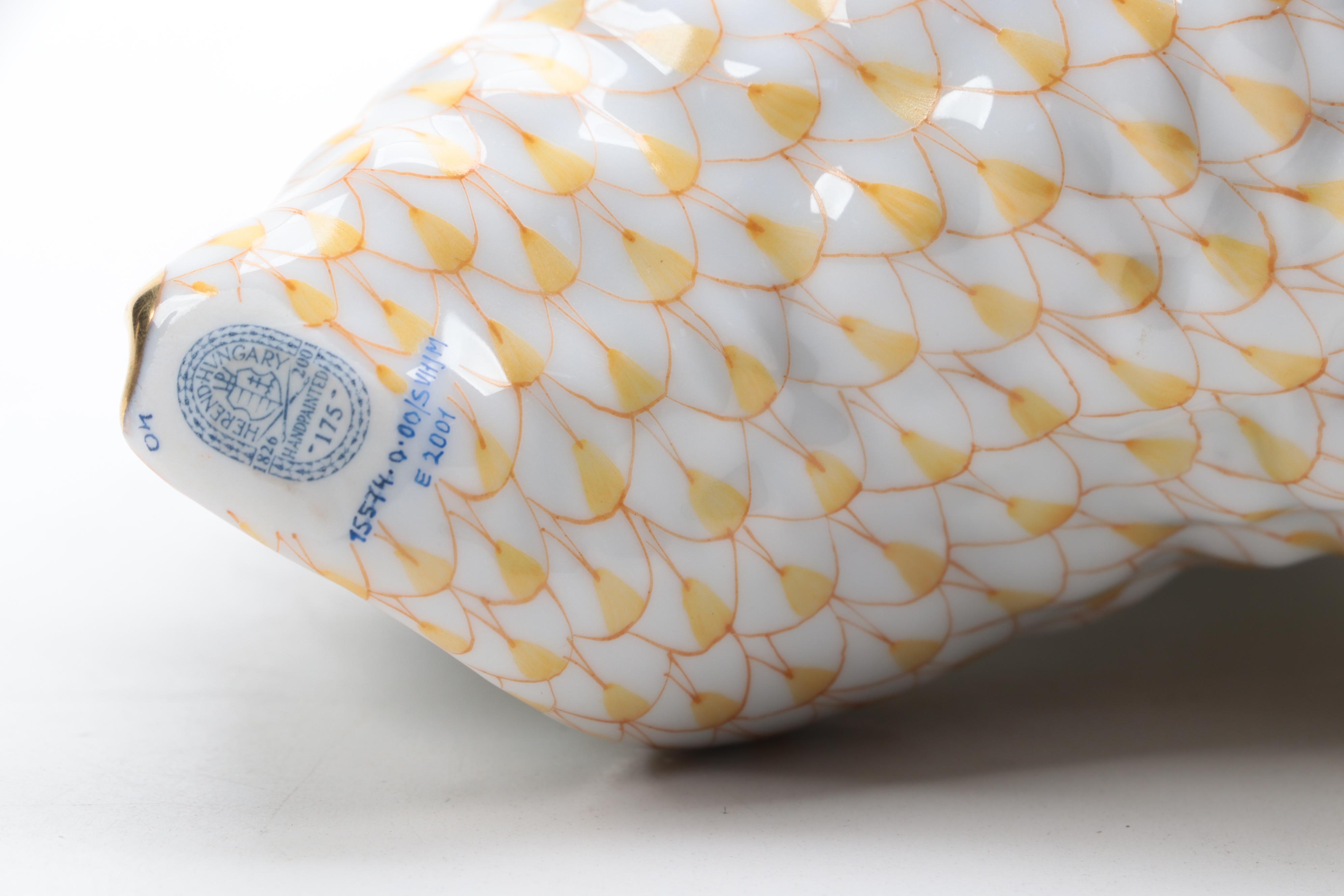 Herend Butterscotch Fishnet With Gold "Conch Shell" Porcelain Figurine, 2001