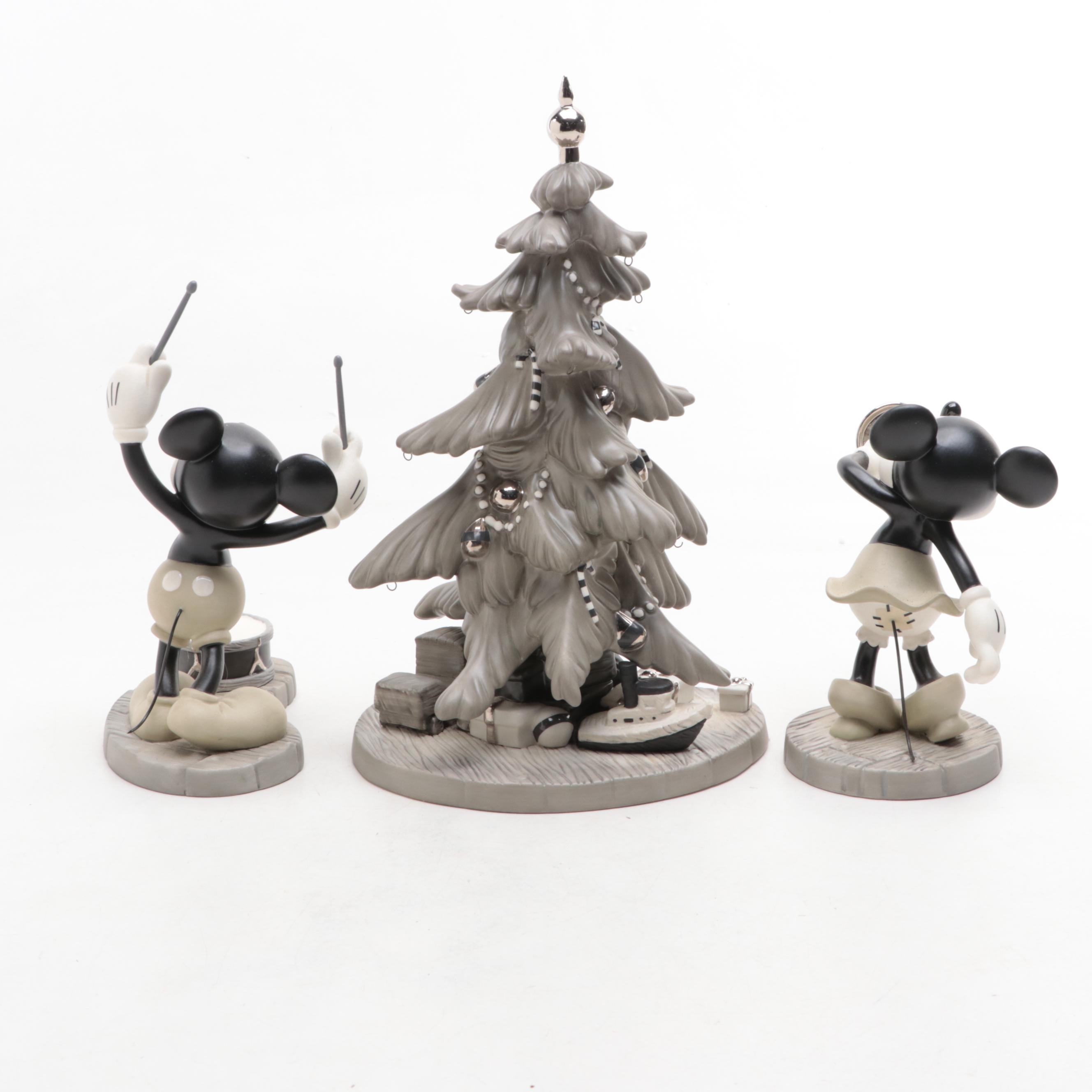 Walt Disney Classics Collection "Hooray for the Holidays!" Figural Group