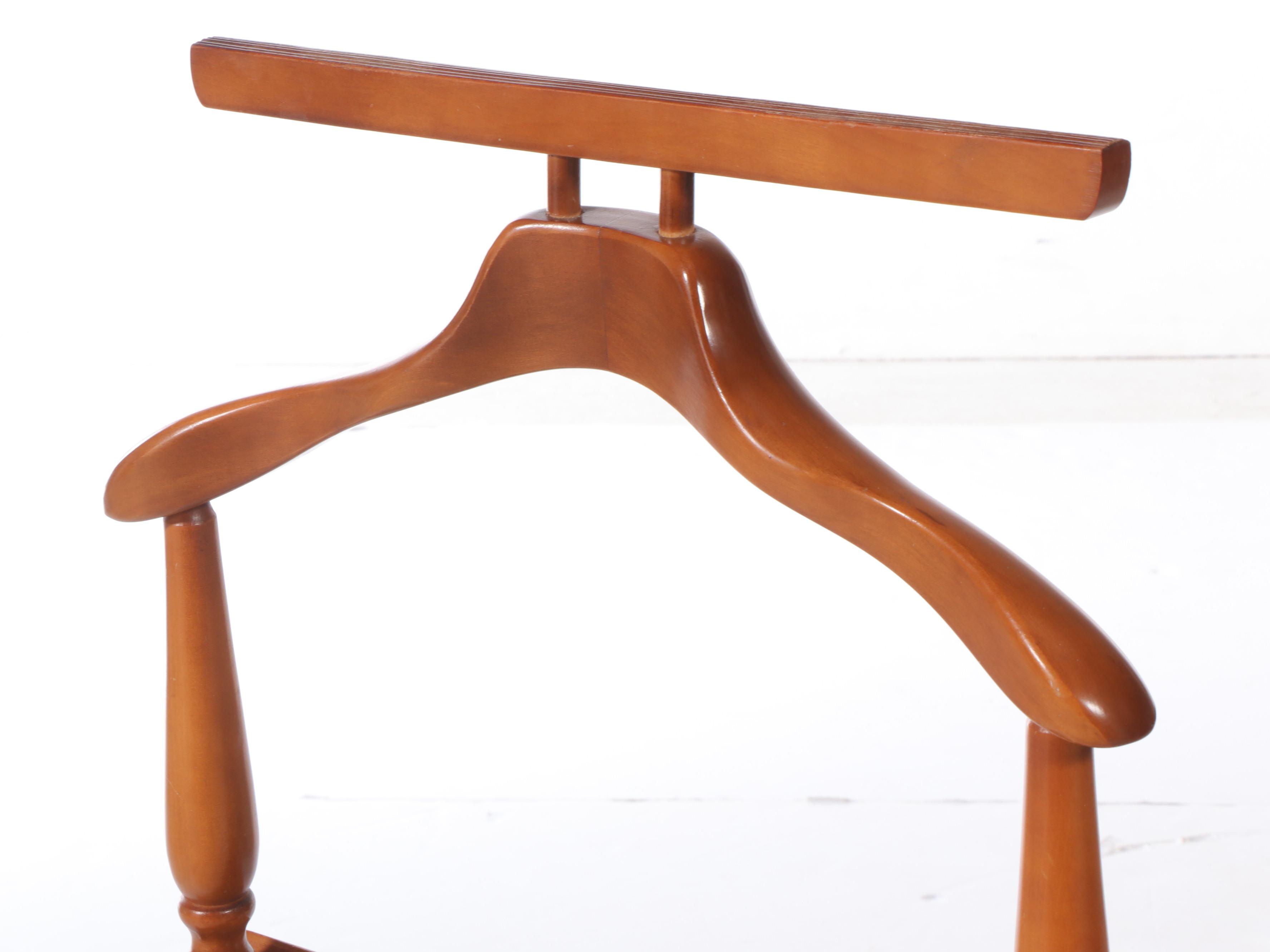 Hardwood Gentleman's Clothes Valet, Late 20th Century