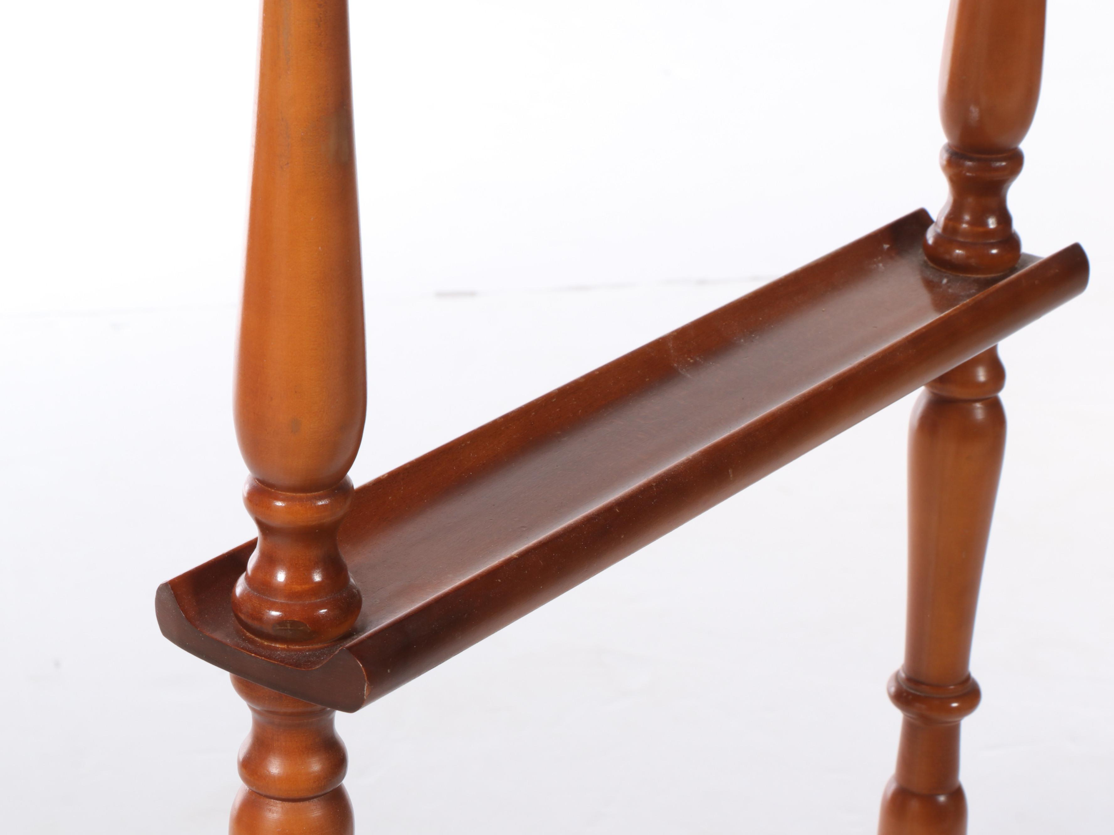 Hardwood Gentleman's Clothes Valet, Late 20th Century