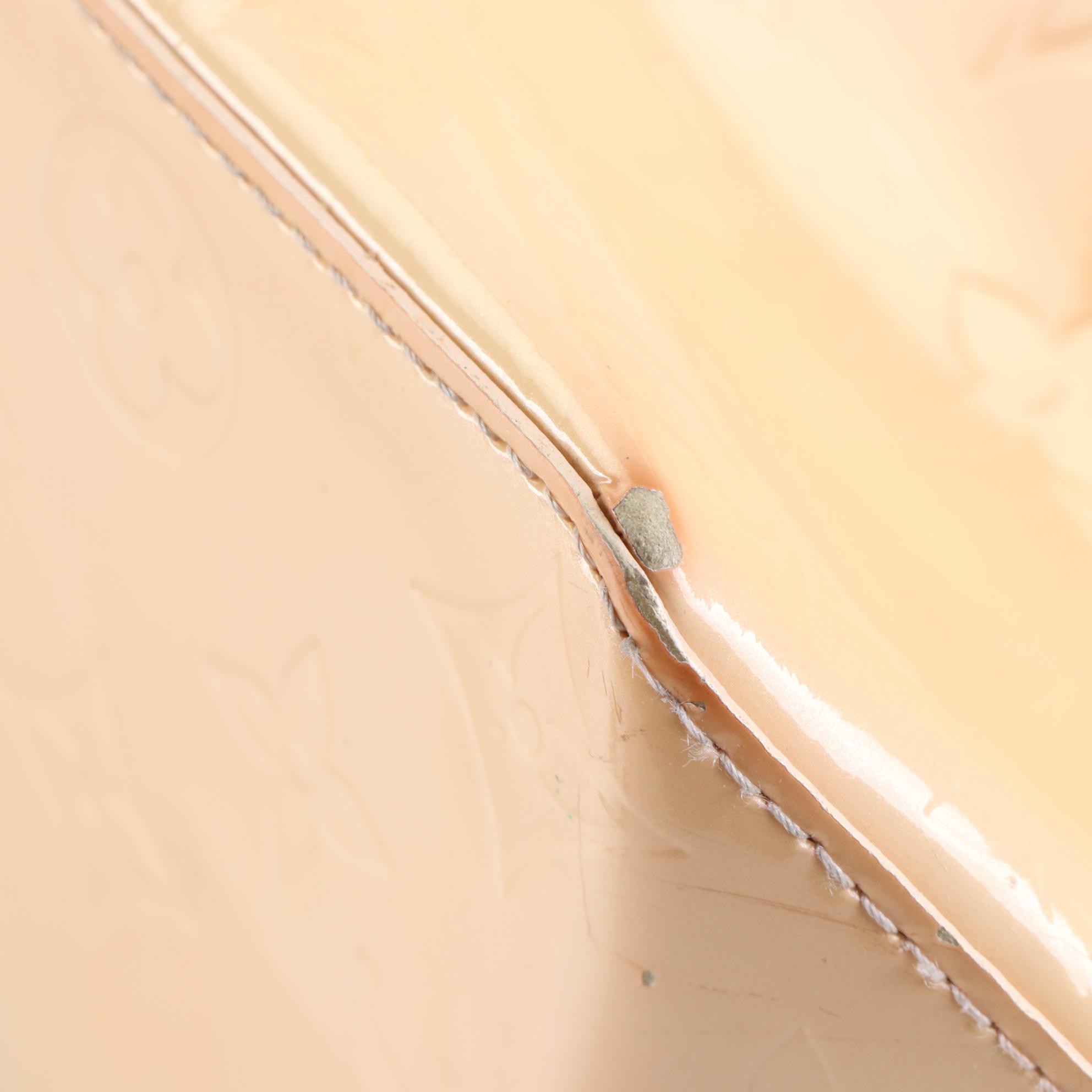 Louis Vuitton Reade MM Bag in Monogram Vernis