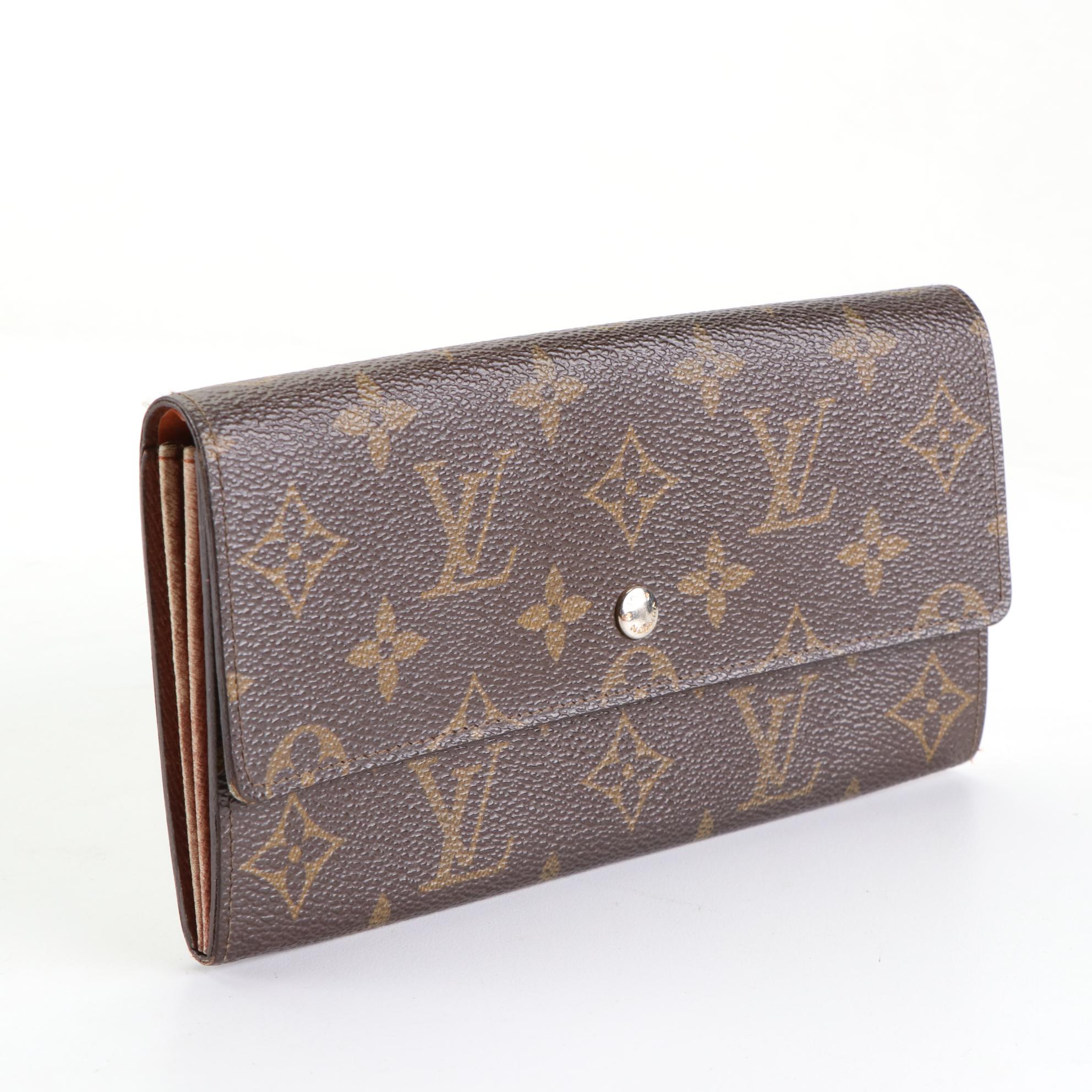 Louis Vuitton Sarah Wallet in Monogram Canvas