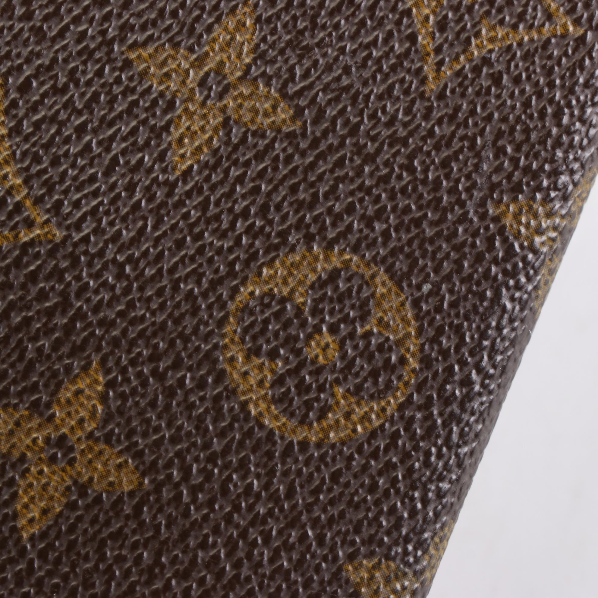 Louis Vuitton Sarah Wallet in Monogram Canvas