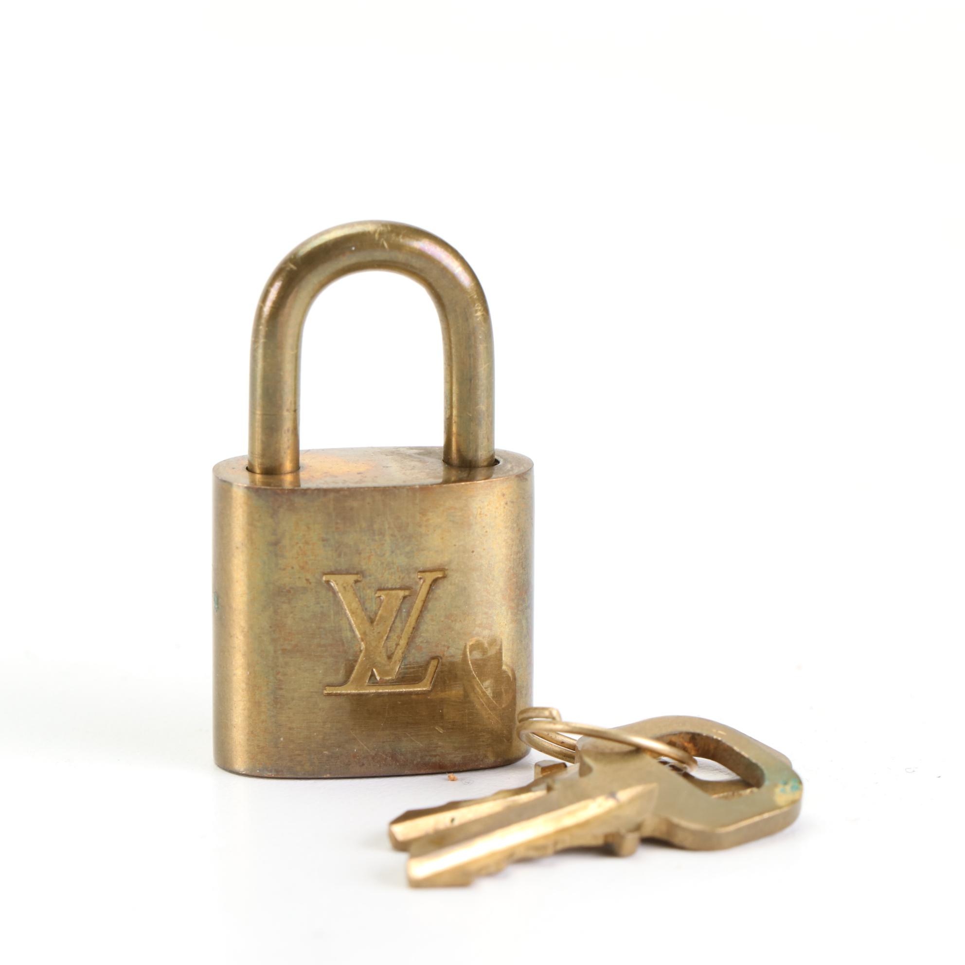 Louis Vuitton Keepall 50 in Monogram Canvas and Vachetta Leather