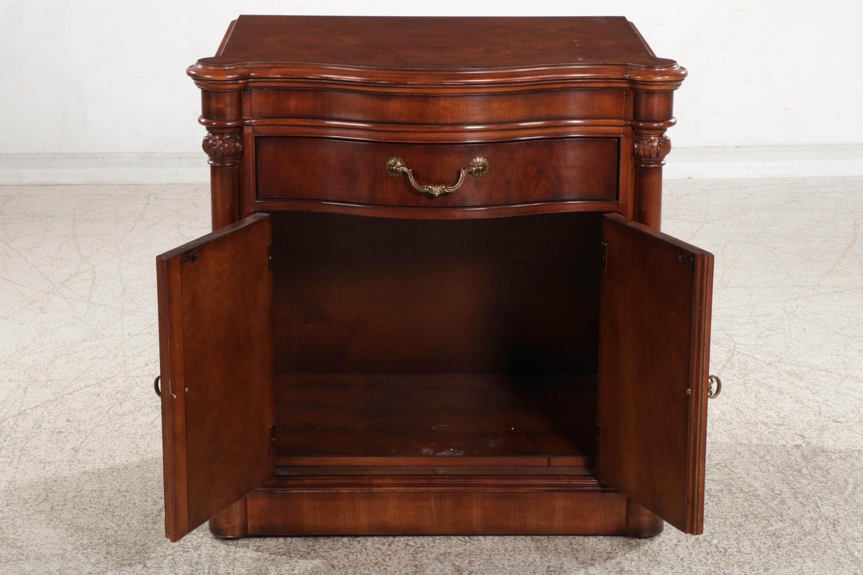 Henredon Mahogany-Veneered Side Cabinet with Sliding Top