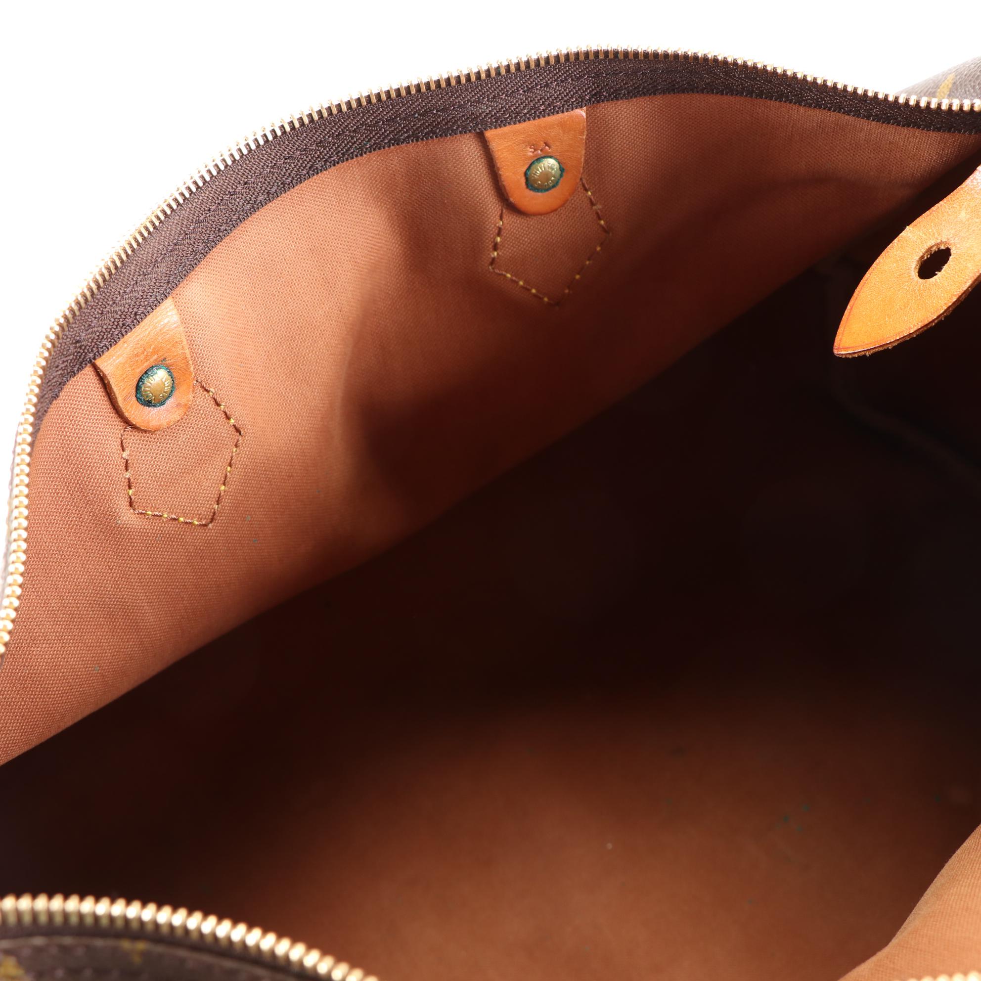 Louis Vuitton Speedy 40 in Monogram Canvas and Vachetta Leather