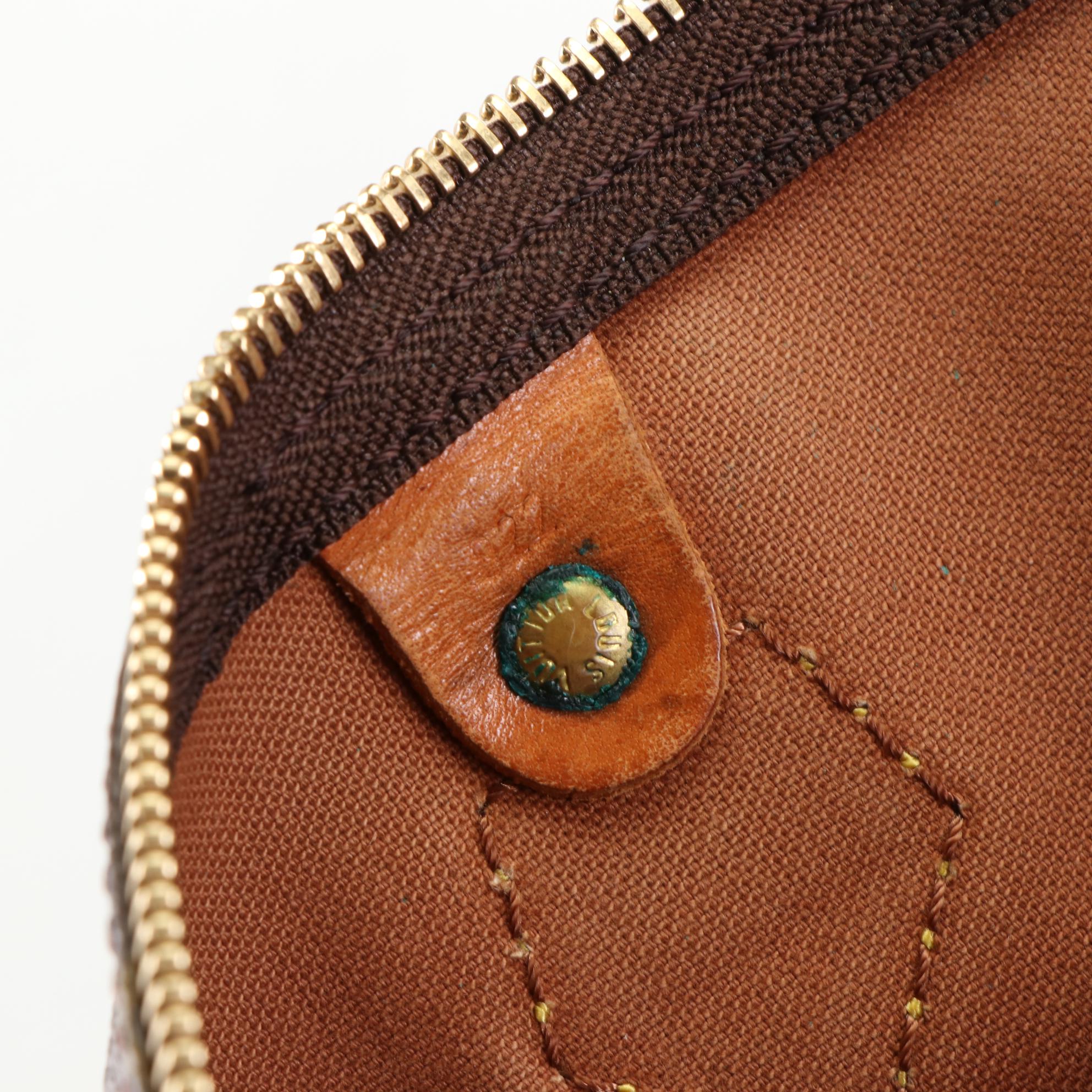 Louis Vuitton Speedy 40 in Monogram Canvas and Vachetta Leather