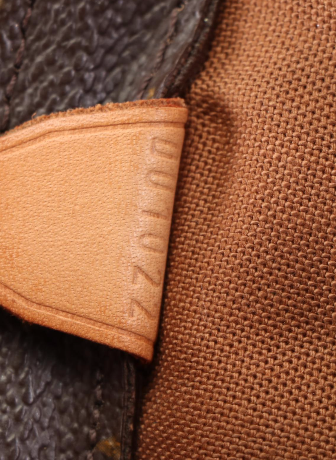 Louis Vuitton Cabas Mezzo in Monogram Canvas