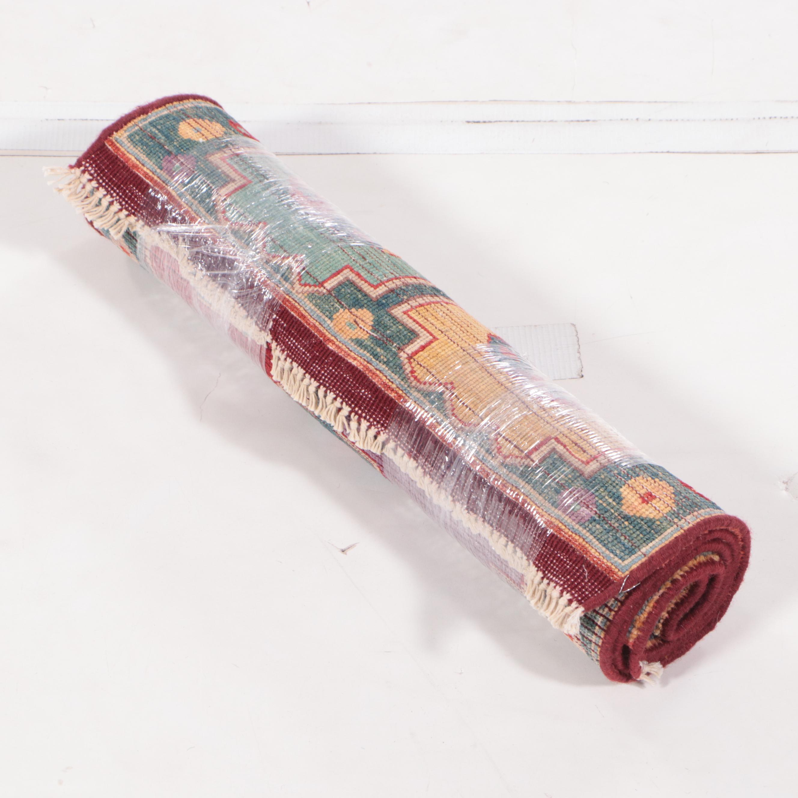 1'8 x 3'8 Hand-Knotted Caucasian Kazak Accent Rug