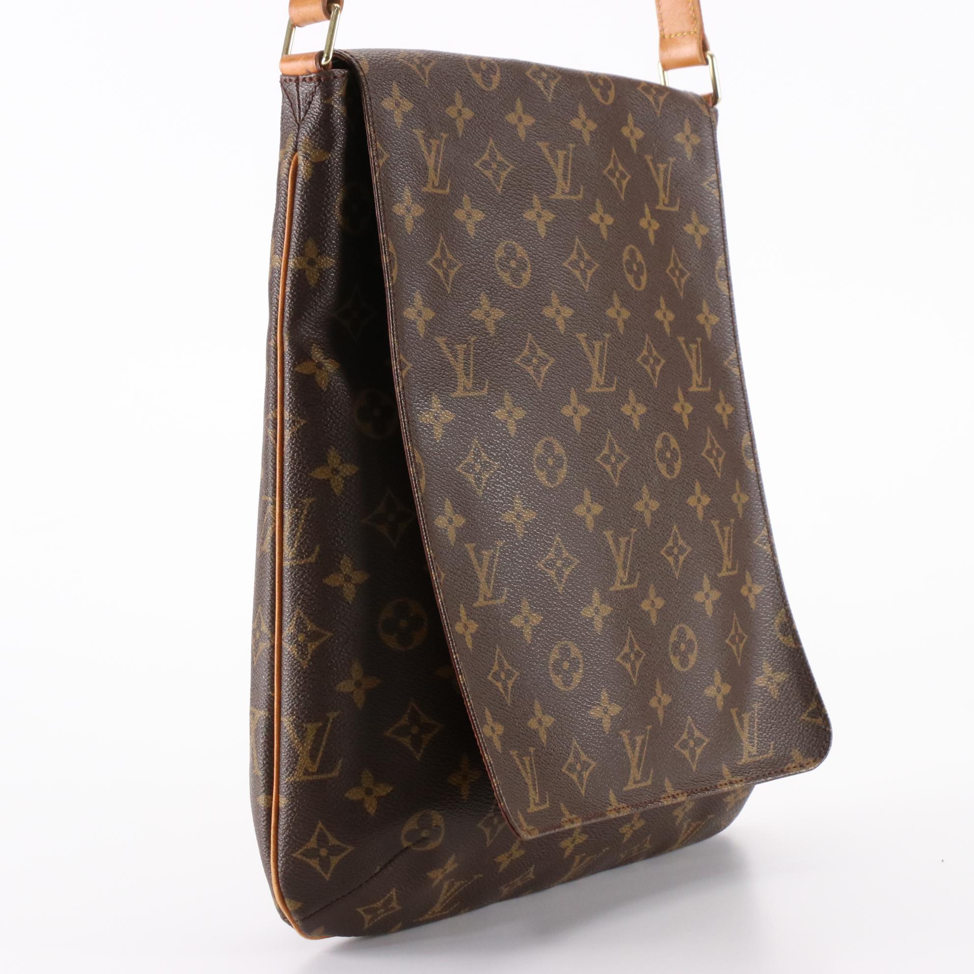 Louis Vuitton Musette Bag in Monogram Canvas and Vachetta Leather