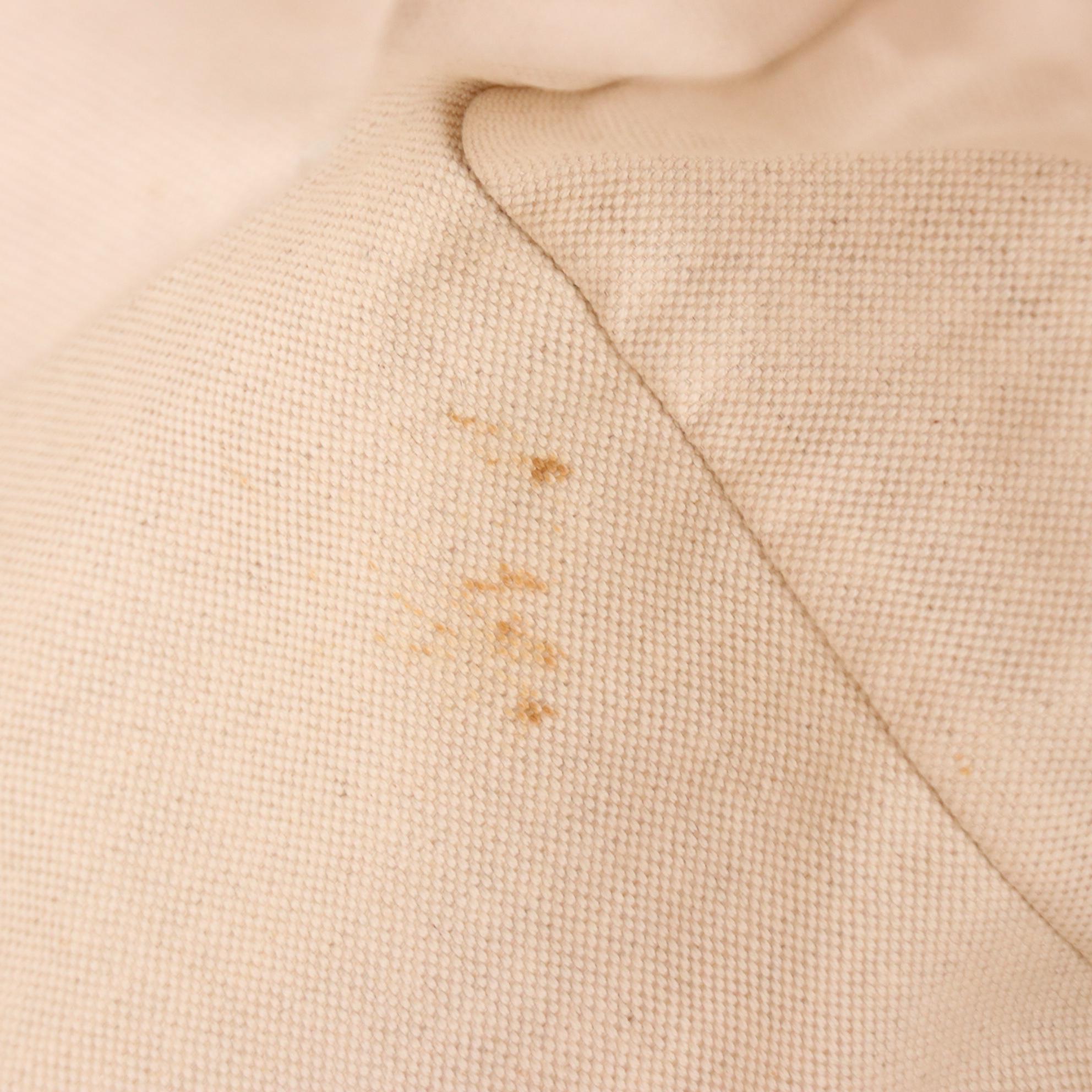 Gucci Grained Leather Tote