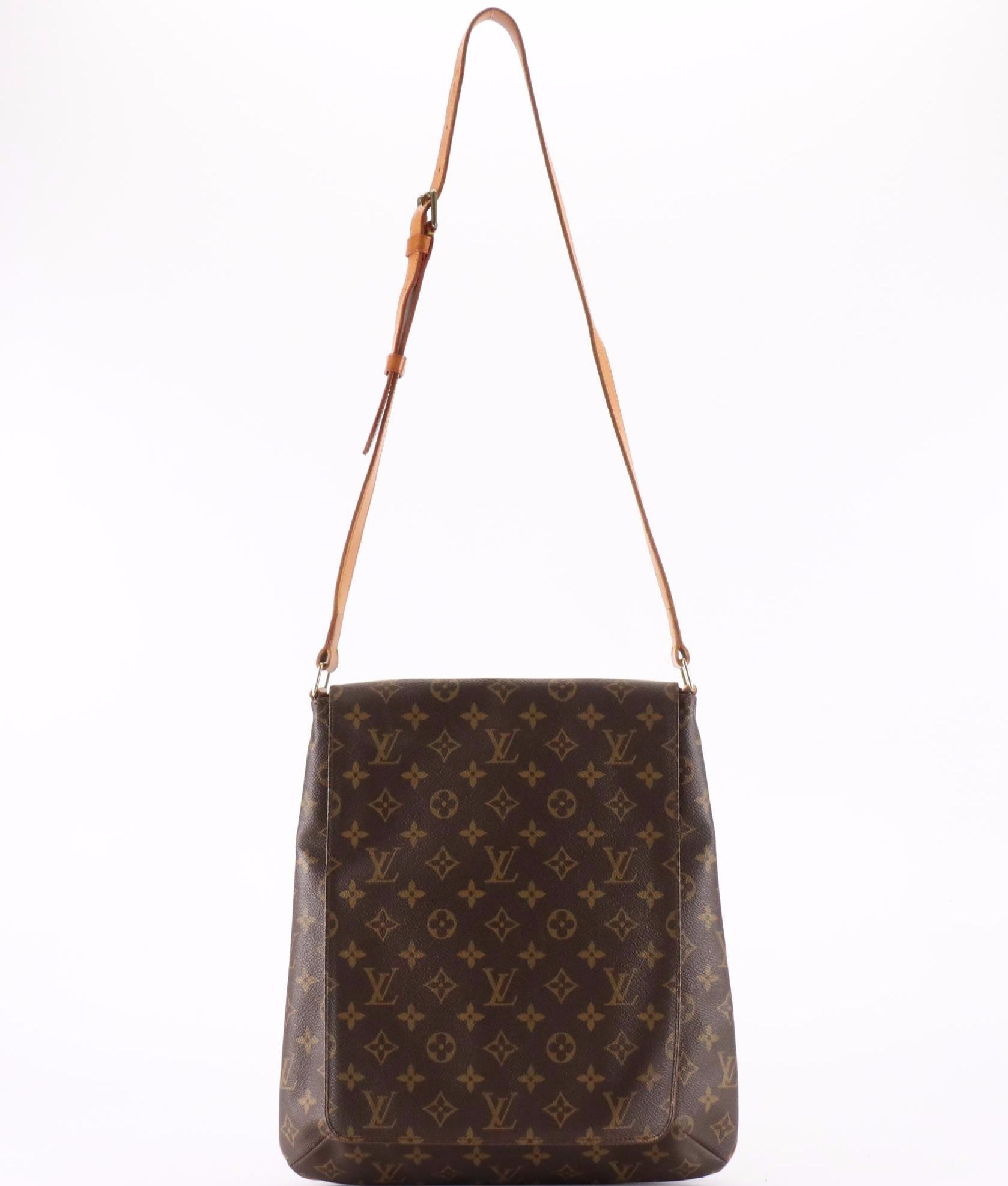 Louis Vuitton Musette Bag in Monogram Canvas and Vachetta Leather