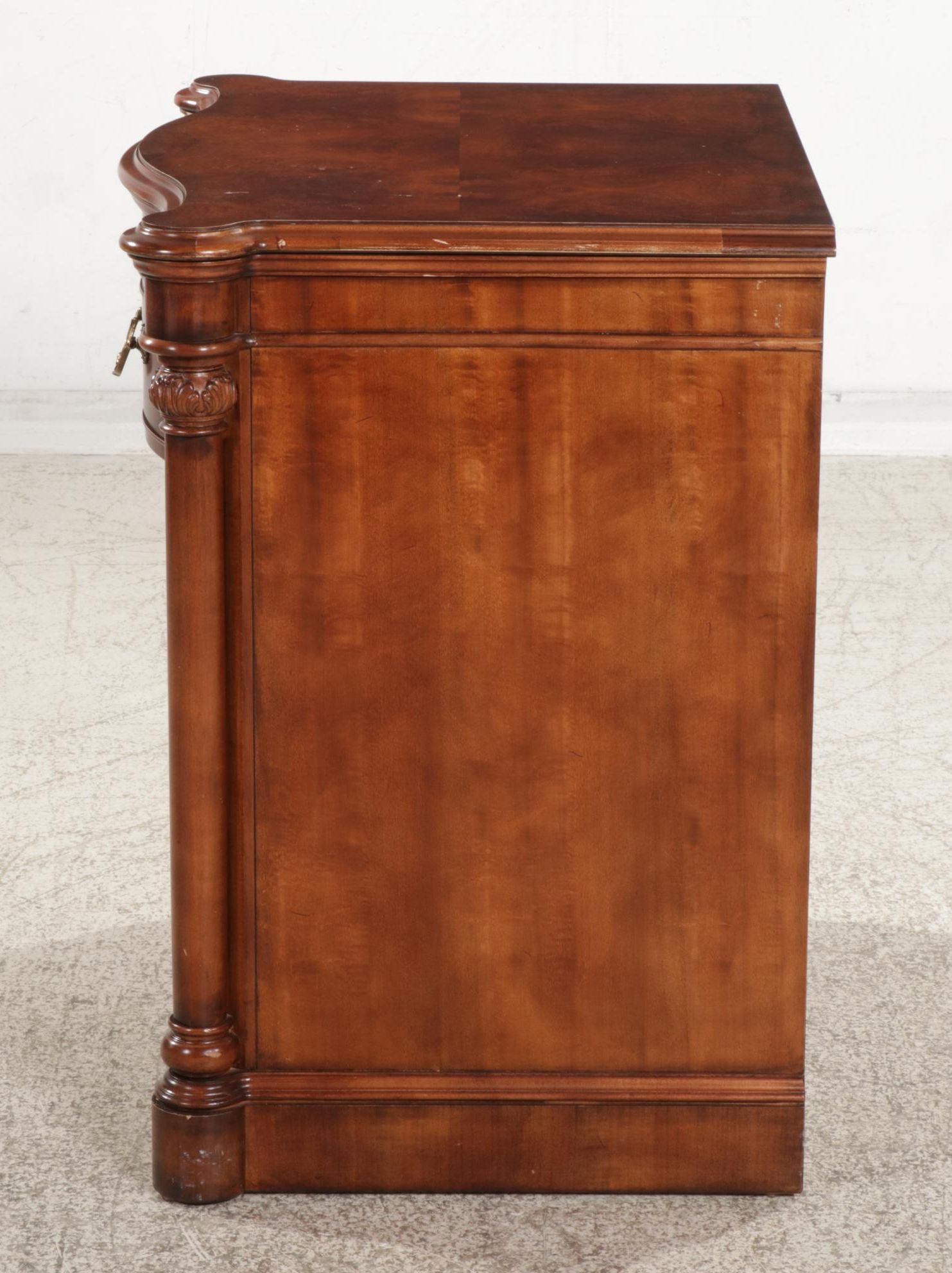 Henredon Mahogany-Veneered Side Cabinet with Sliding Top