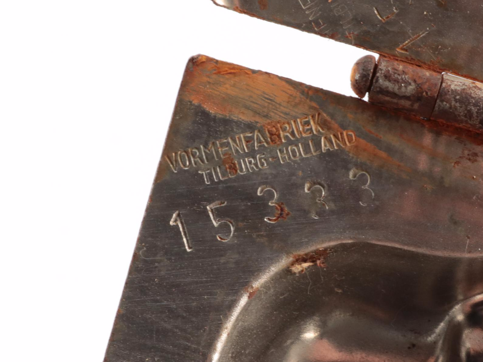 VormenFabriek with Other Metal Molds, Oil Lanterns, Creamer and Sugar