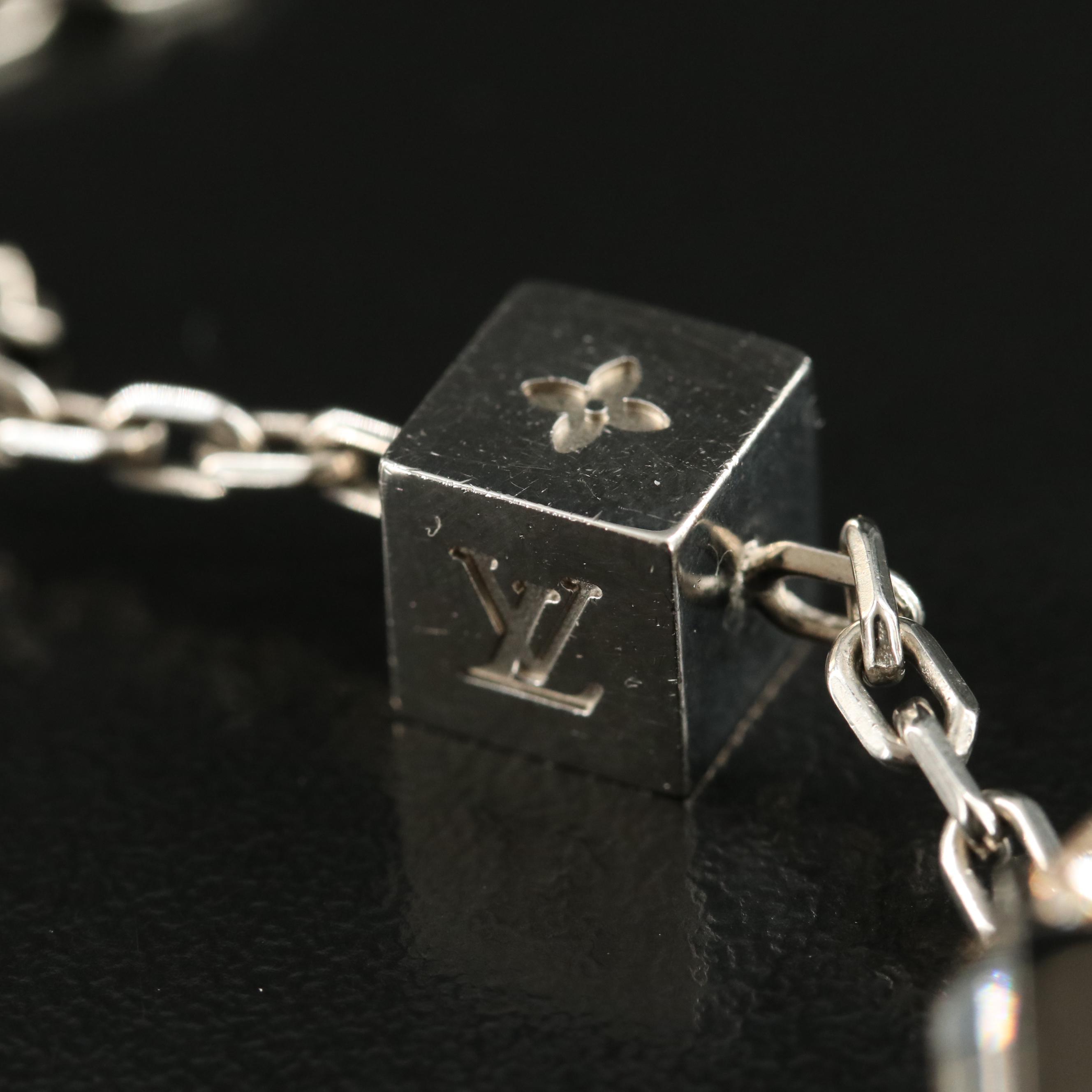 Louis Vuitton Crystal Collier Gamble Cube Station Necklace