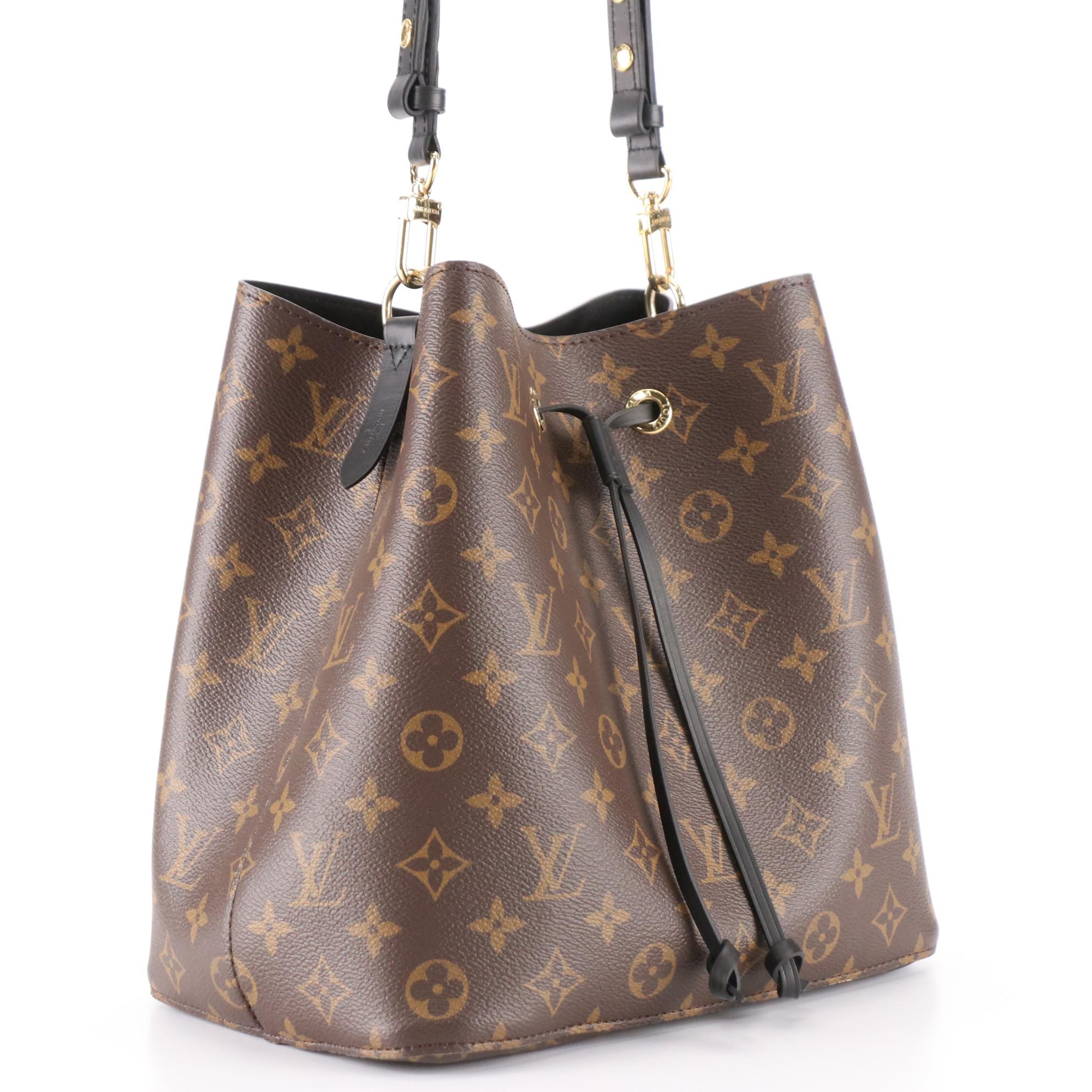 Louis Vuitton NéoNoé MM Bag in Monogram Canvas and Leather with Box